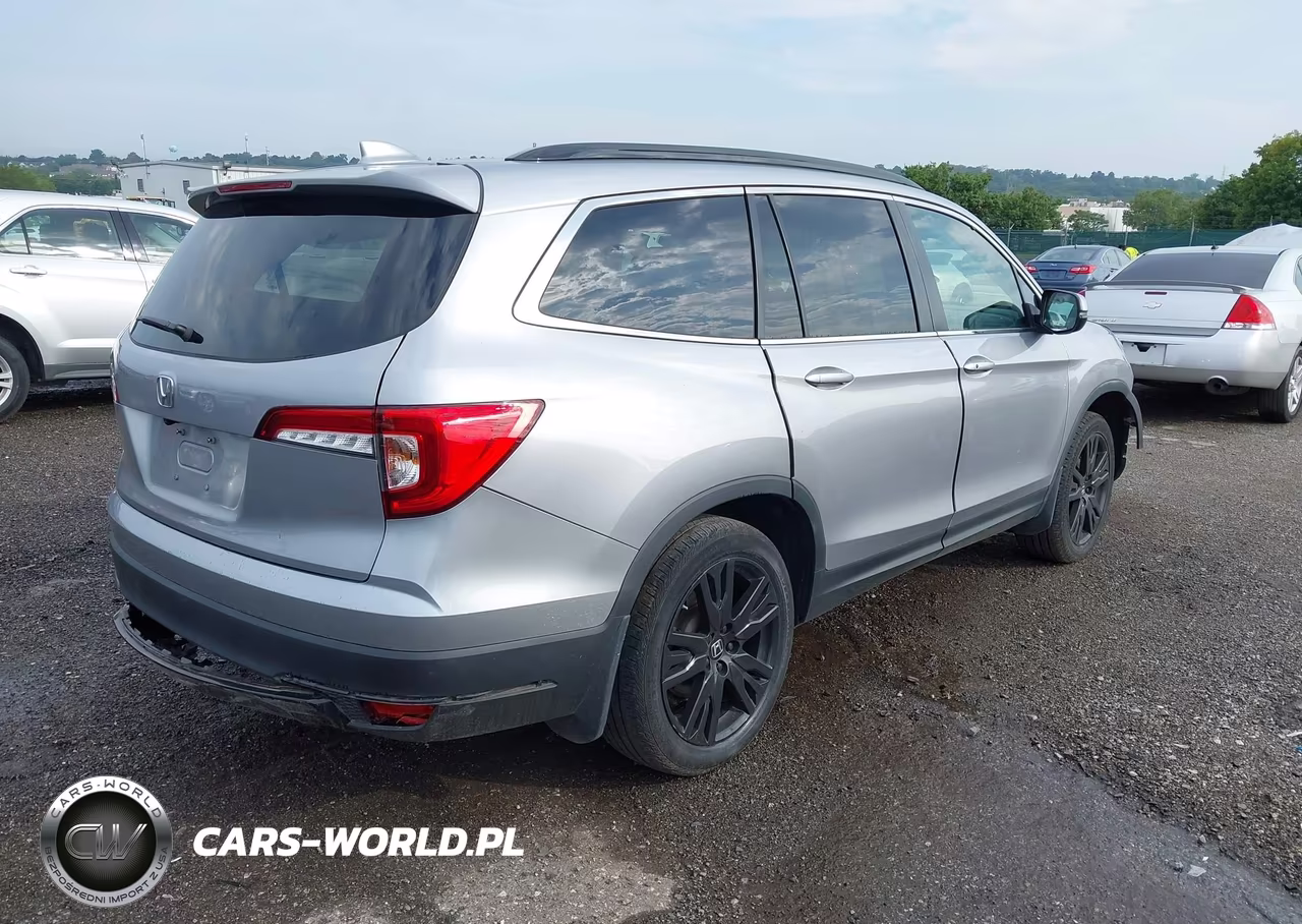 2022 Honda Pilot Awd Special Edition VIN:5FNYF6H21NB070643 - 4