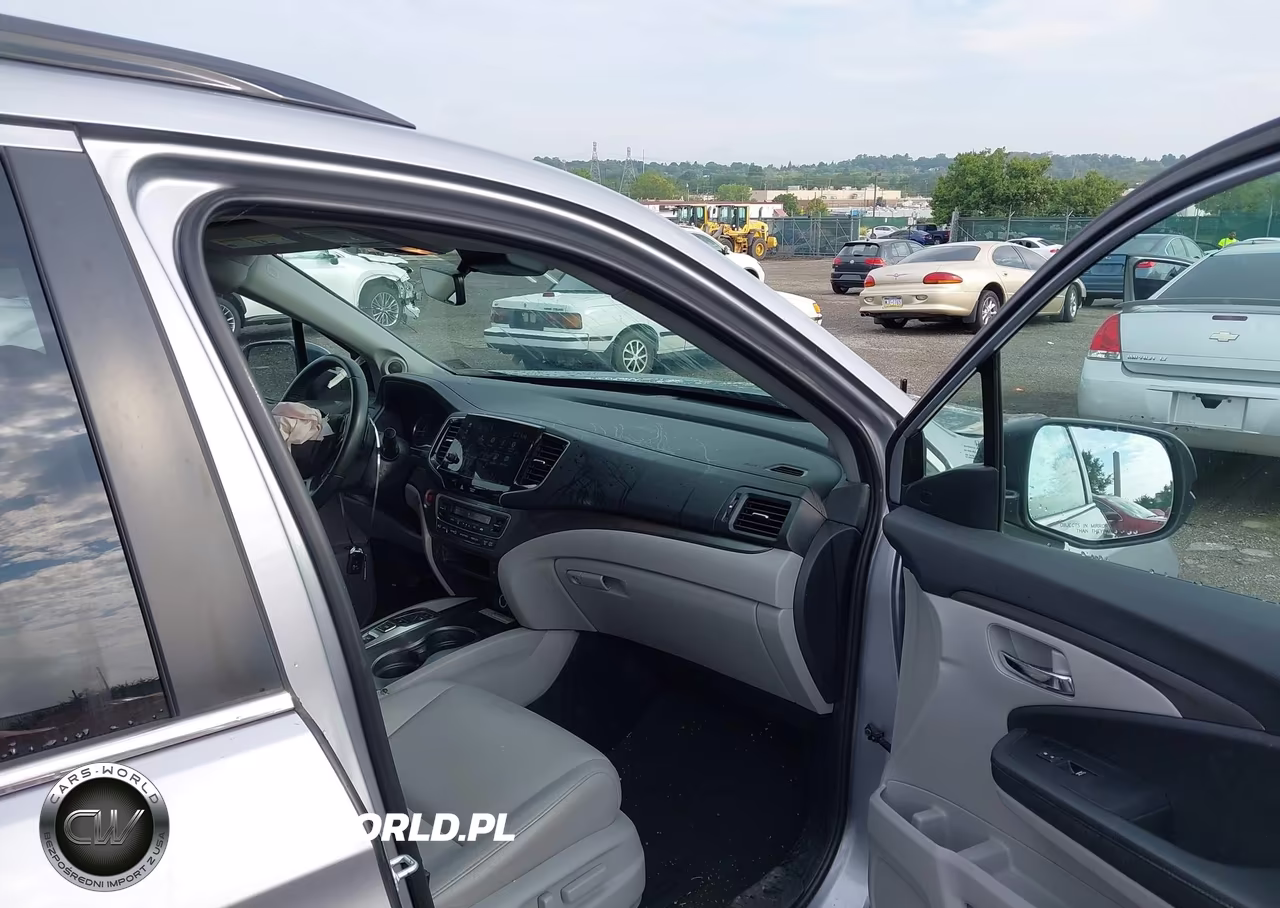 2022 Honda Pilot Awd Special Edition VIN:5FNYF6H21NB070643 - 5