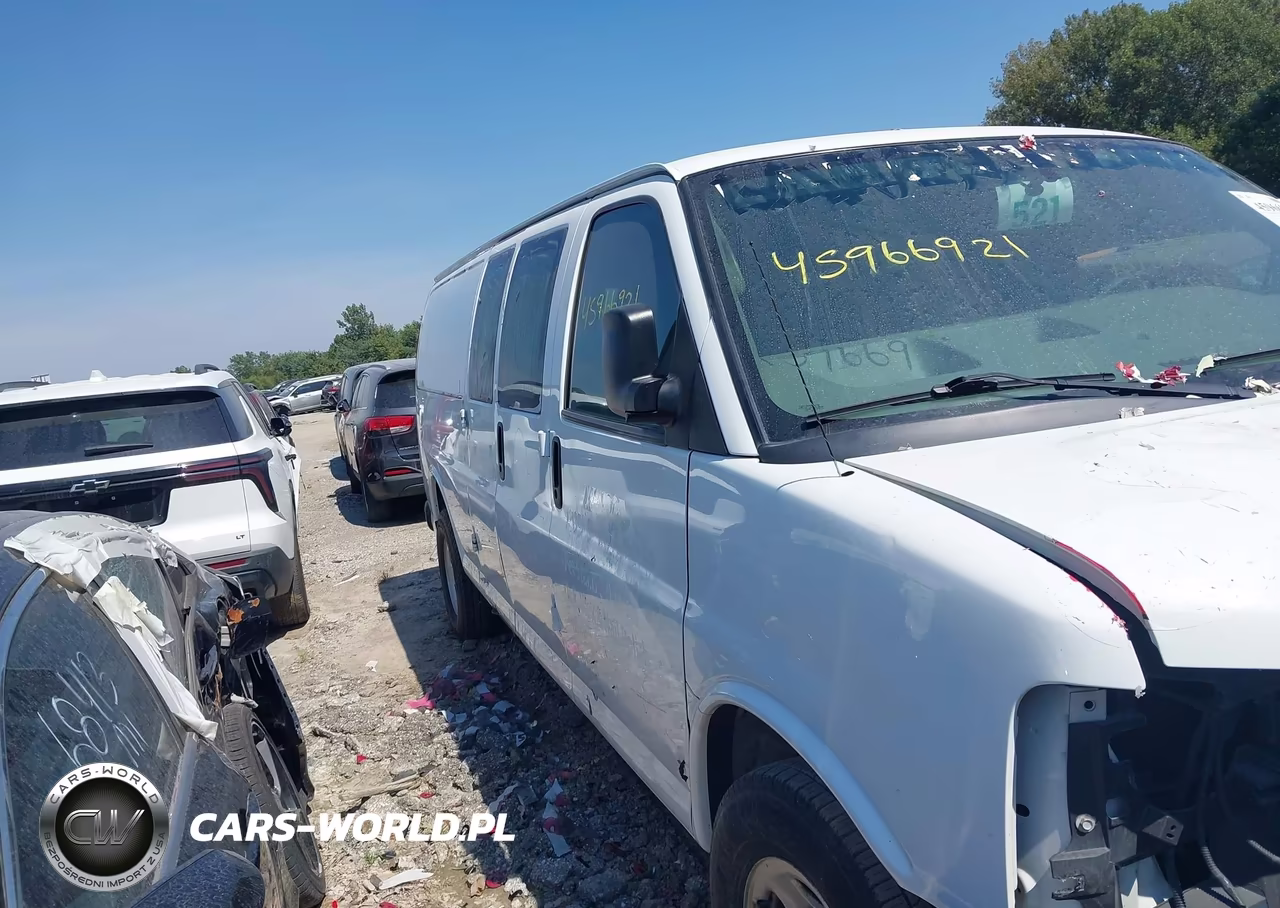 2013 Chevrolet Express 3500 Work Van VIN:1GCZGUCG8D1136217 - 13