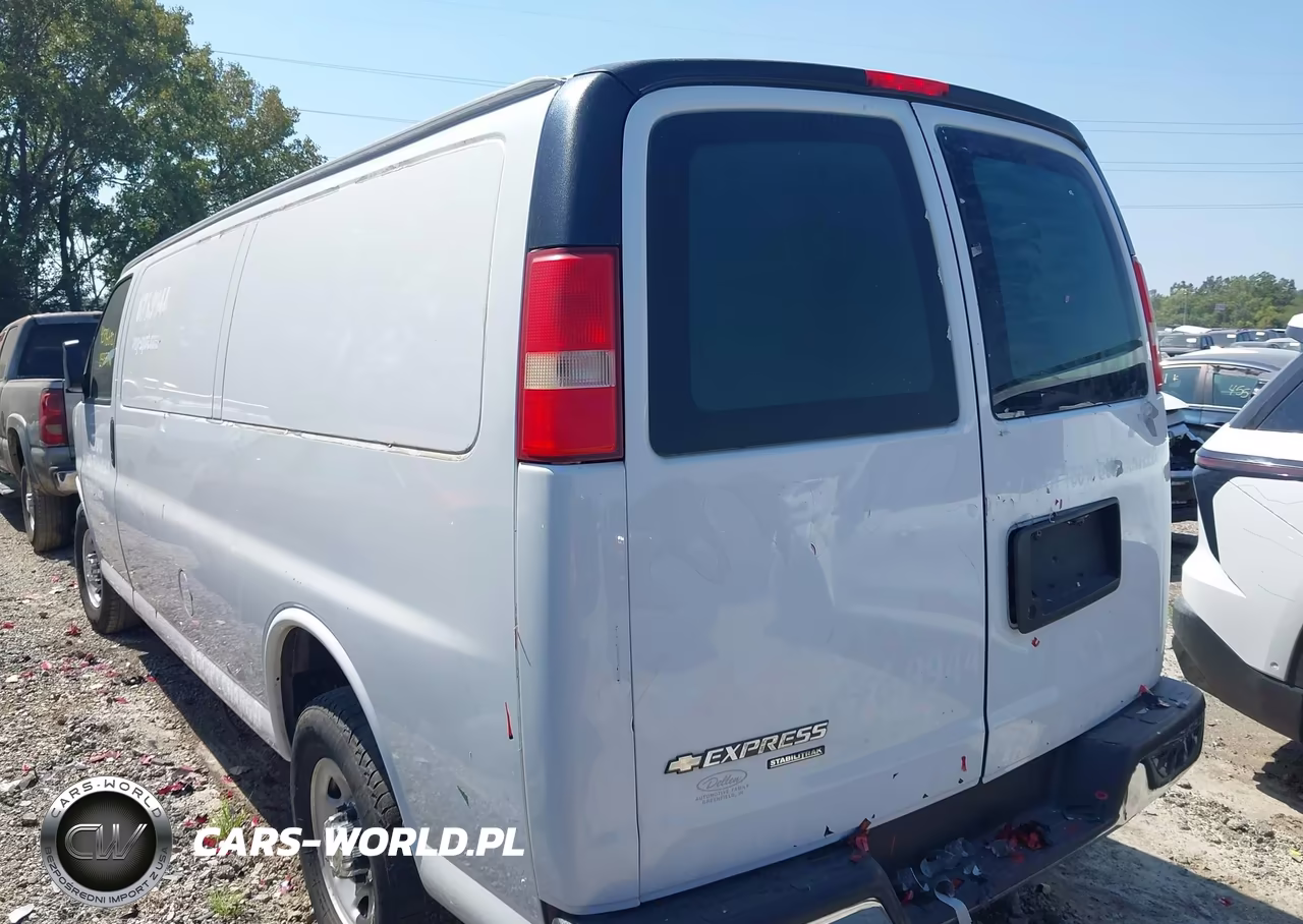2013 Chevrolet Express 3500 Work Van VIN:1GCZGUCG8D1136217 - 3