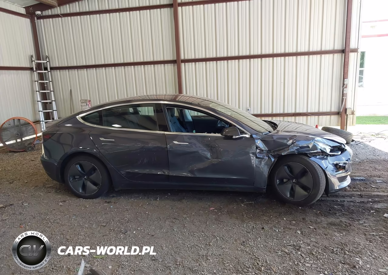 2018 Tesla Model 3 Long Range-Mid Range VIN:5YJ3E1EA1JF153480 - 11