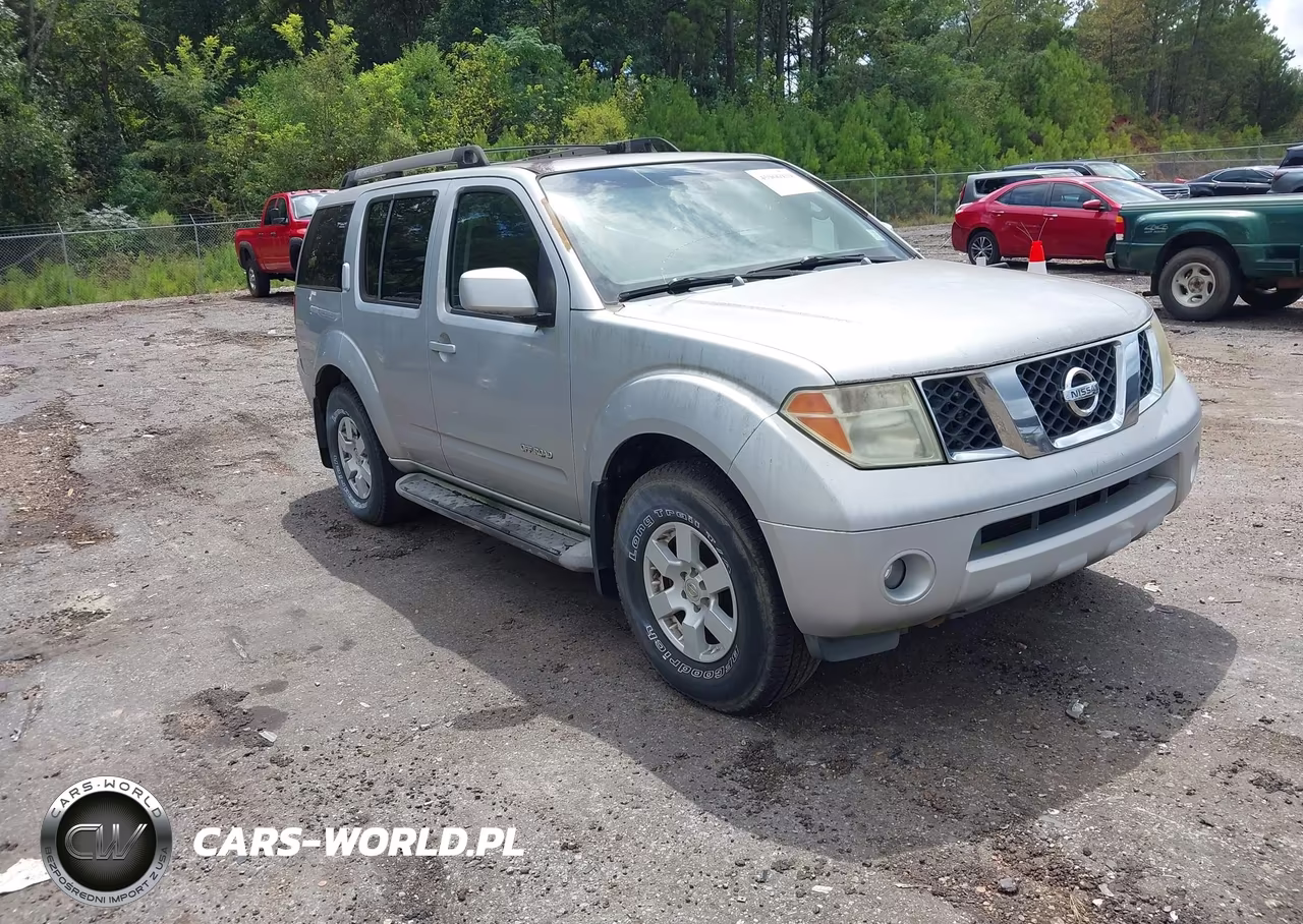 2005 Nissan Pathfinder Se Off-Road