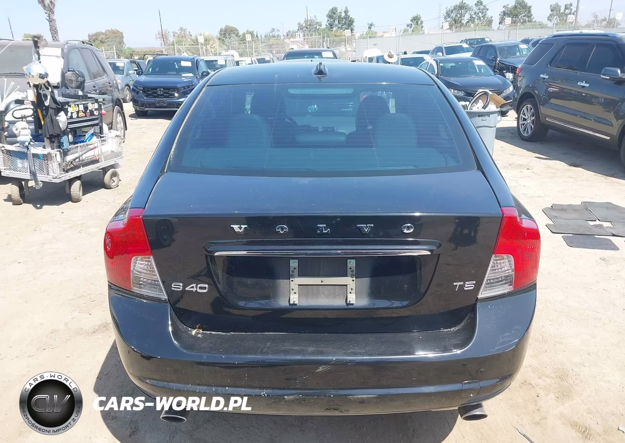 2011 Volvo S40 T5 (Retail Only) VIN:YV1672MS7B2542372 - 16