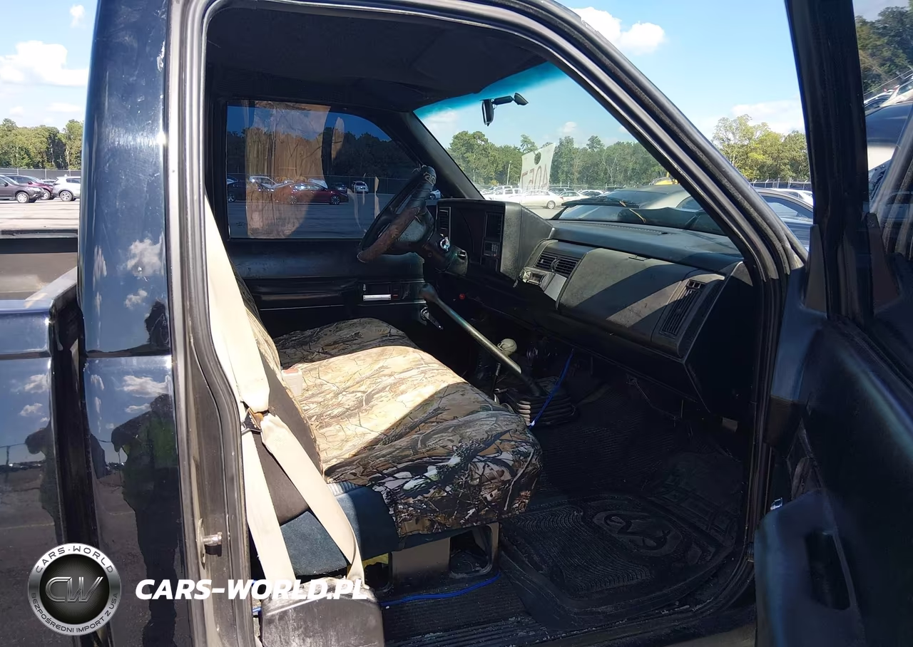 1990 Chevrolet Gmt-400 K1500 VIN:1GCDK14K9LZ131957 - 5
