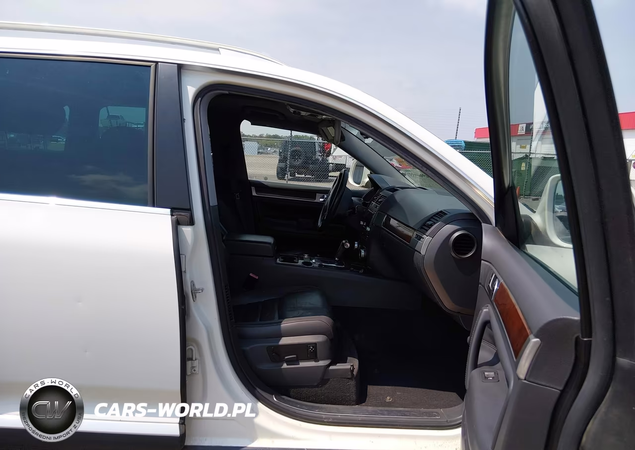 2009 Volkswagen Touareg 2 V6 Tdi VIN:WVGFM77L49D036427 - 5