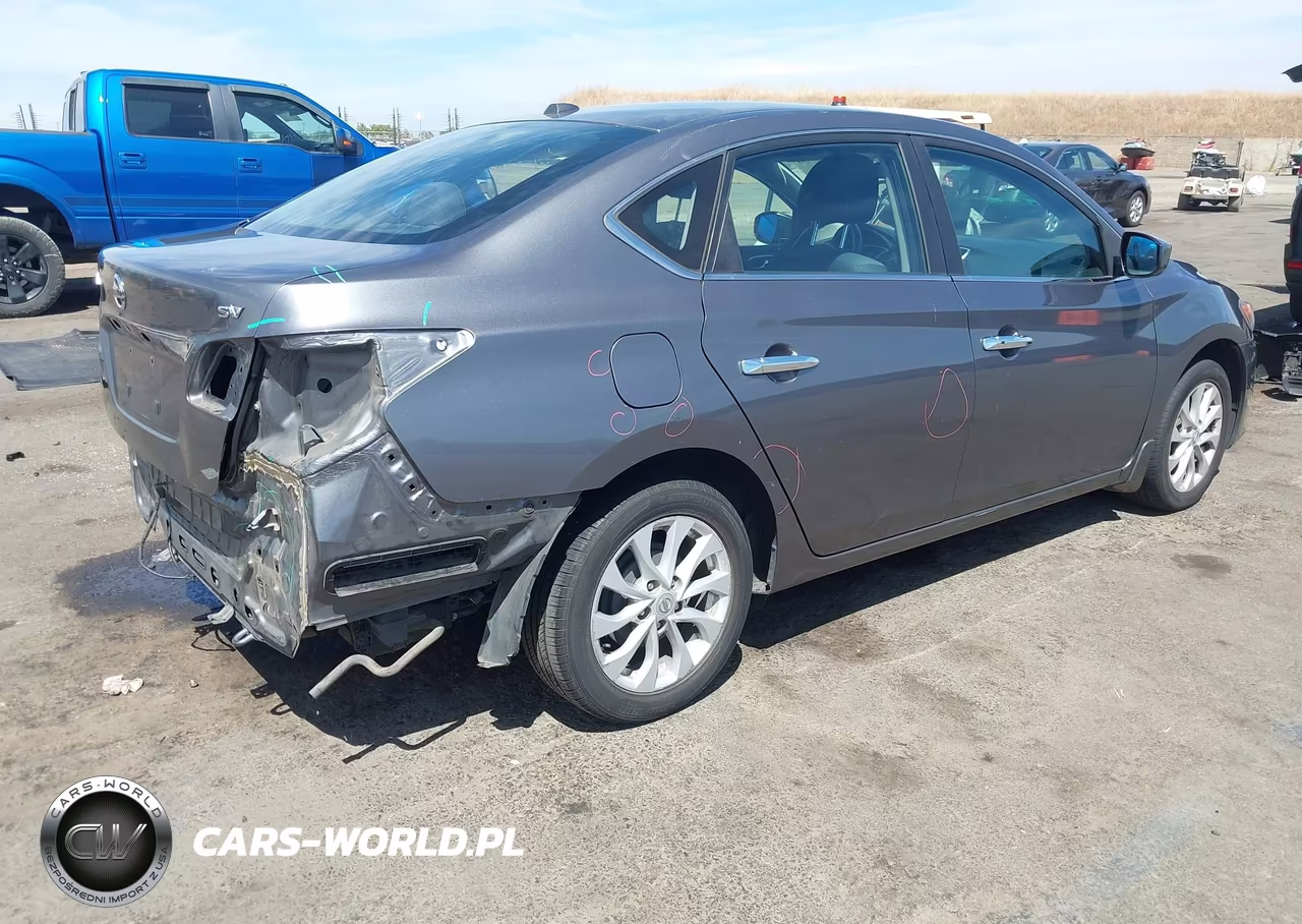 2018 Nissan Sentra Sv VIN:3N1AB7AP9JL625149 - 4