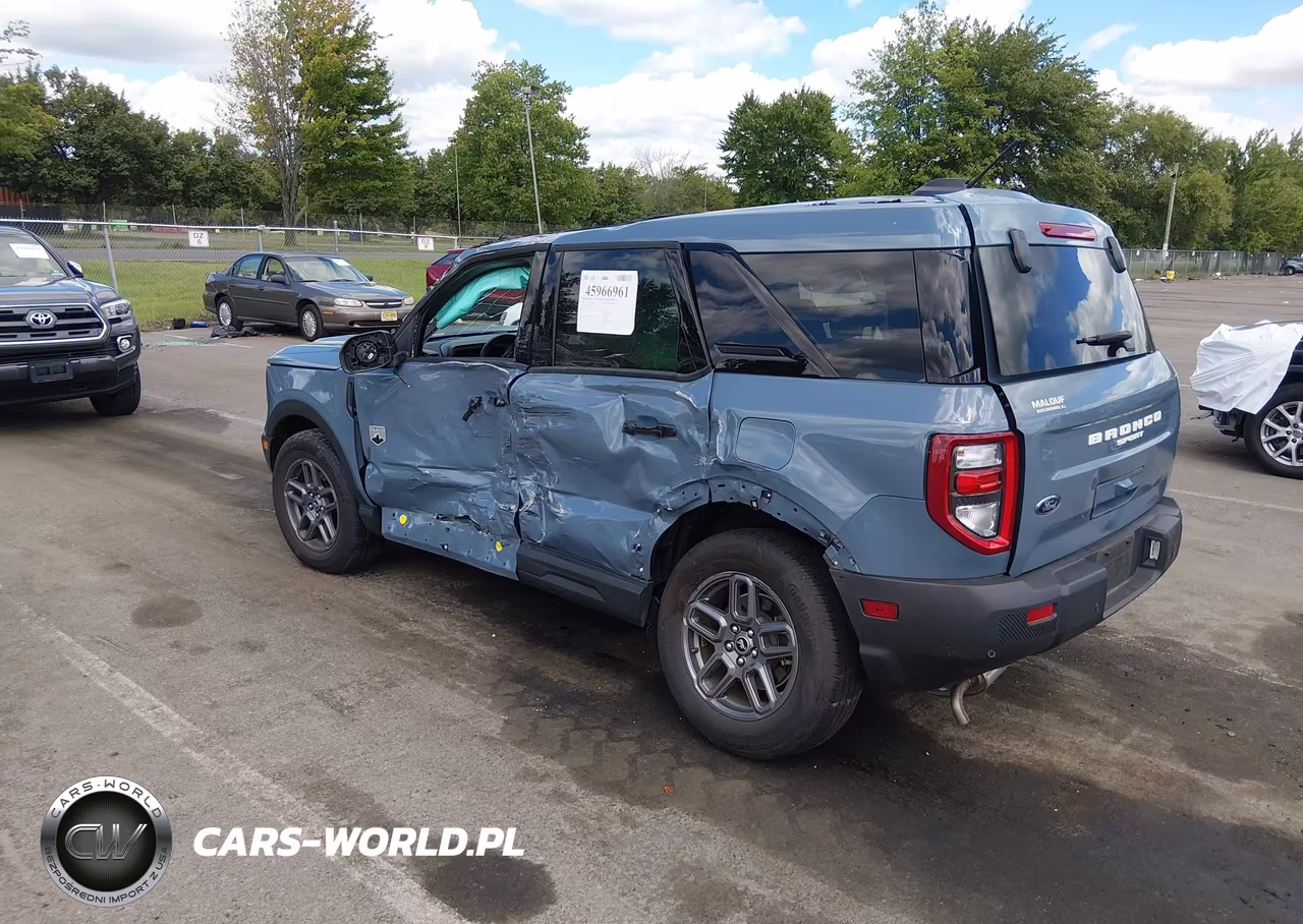 2025 Ford Bronco Sport Big Bend VIN:3FMCR9BN9SRE51233 - 3