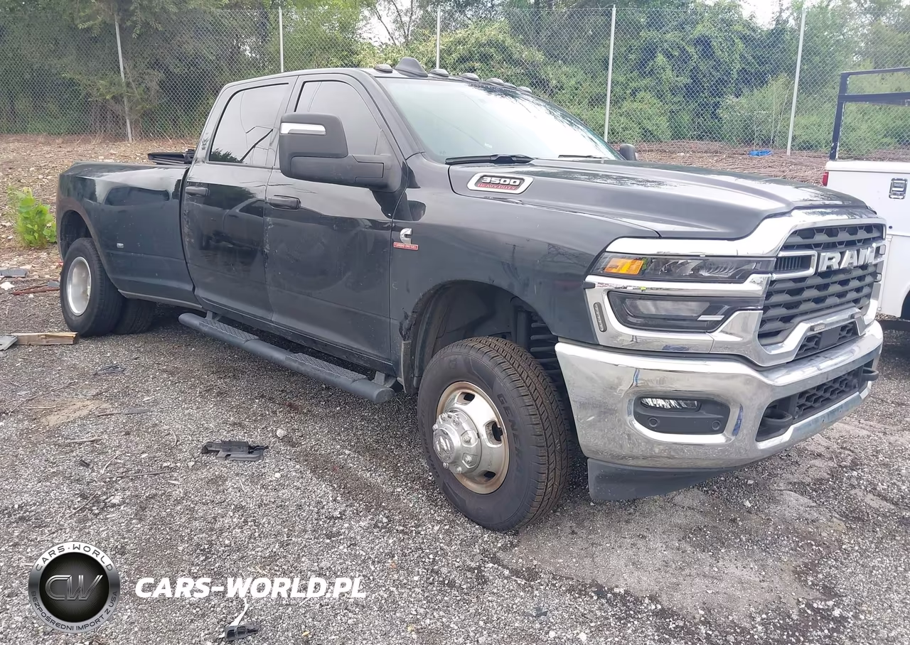 2026 Ram 3500 Tradesman 4X4 8' Box