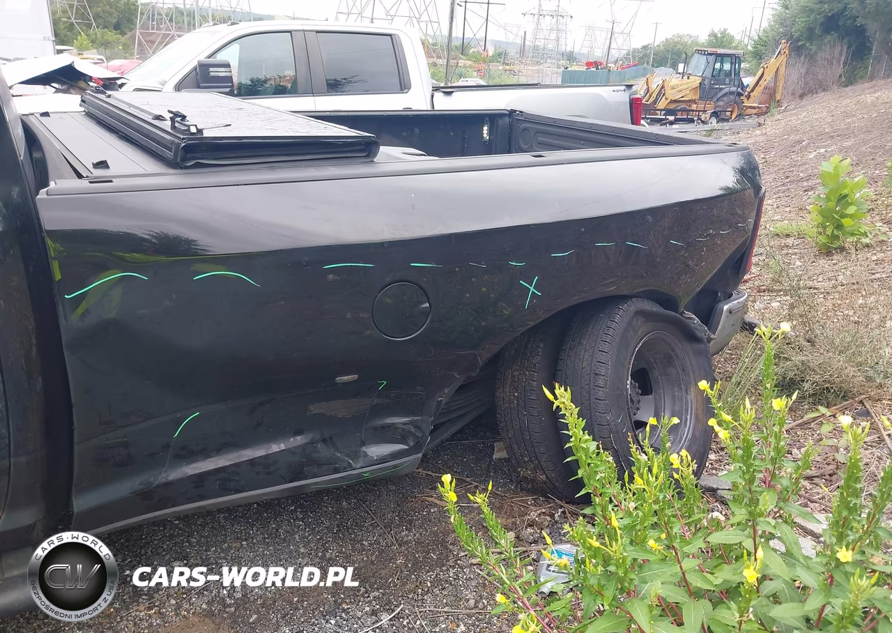 2026 Ram 3500 Tradesman 4X4 8' Box VIN:3C63RRGL4TG194675 - 11