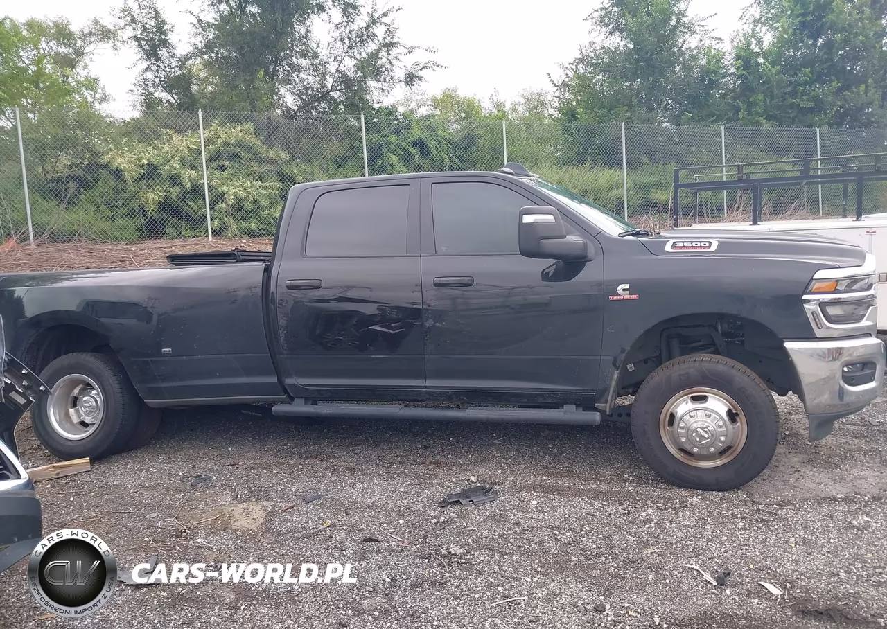 2026 Ram 3500 Tradesman 4X4 8' Box VIN:3C63RRGL4TG194675 - 13