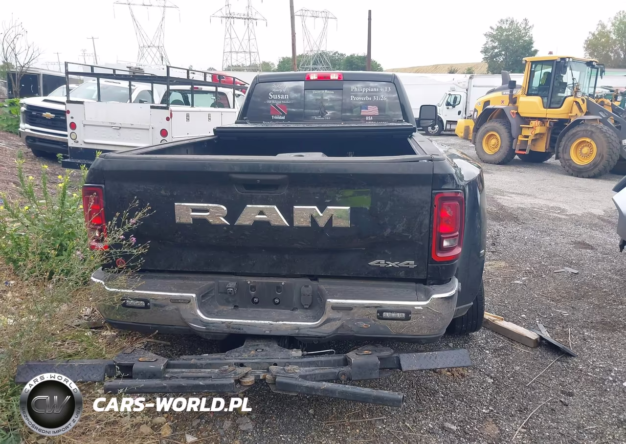 2026 Ram 3500 Tradesman 4X4 8' Box VIN:3C63RRGL4TG194675 - 15
