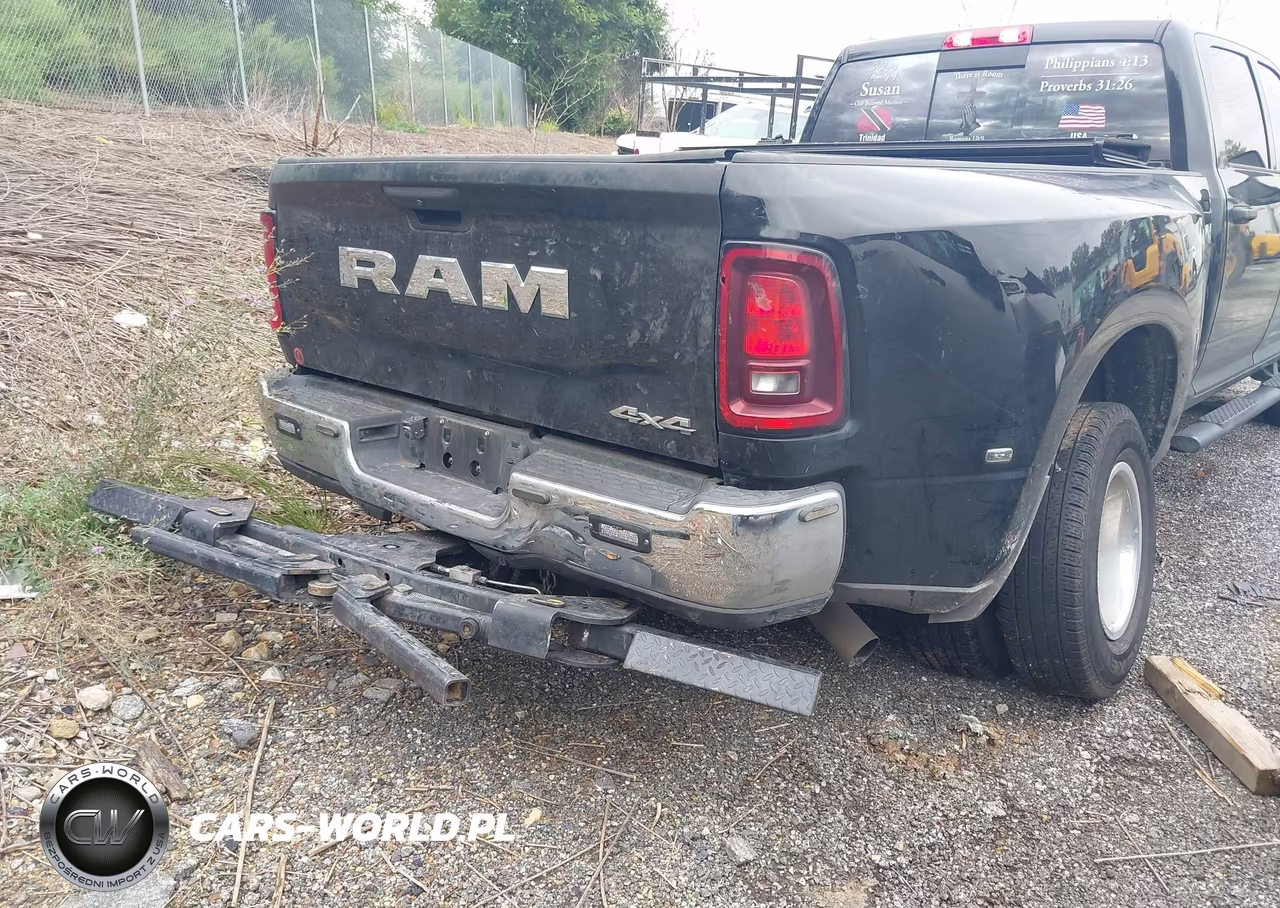 2026 Ram 3500 Tradesman 4X4 8' Box VIN:3C63RRGL4TG194675 - 16