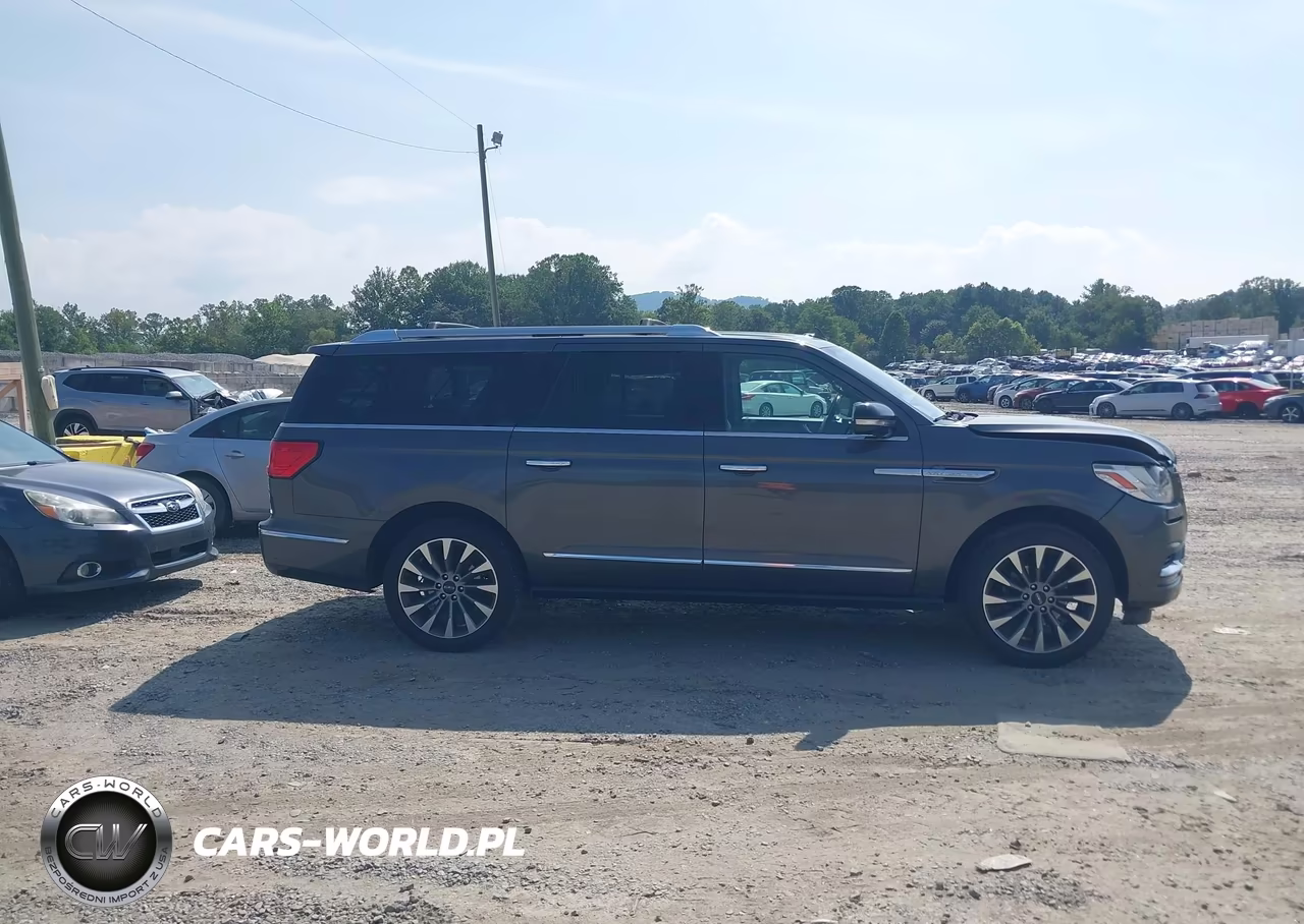 2018 Lincoln Navigator L Select VIN:5LMJJ3HT4JEL20646 - 13