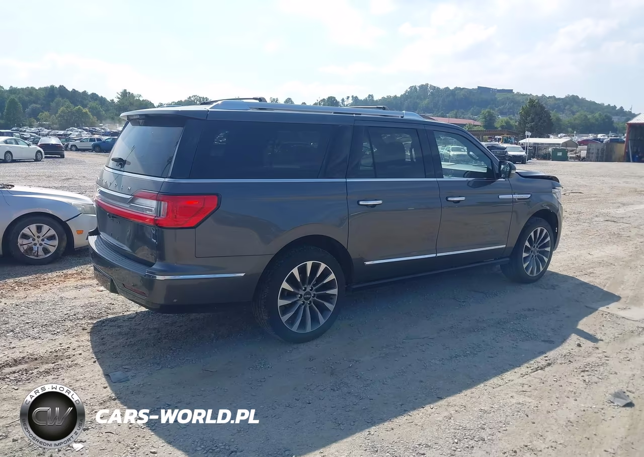 2018 Lincoln Navigator L Select VIN:5LMJJ3HT4JEL20646 - 4