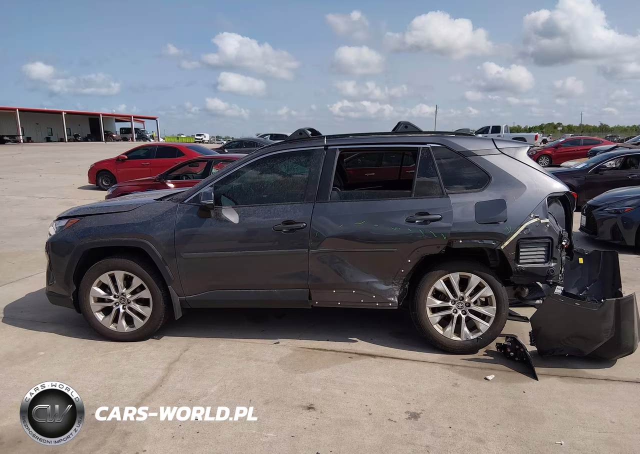 2025 Toyota Rav4 Xle Premium VIN:2T3C1RFV9SC314215 - 14