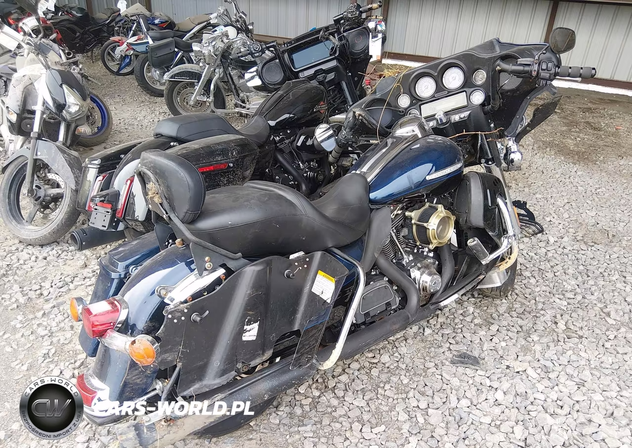 2013 Harley-Davidson Flhtk Electra Glide Ultra Ltd VIN:1HD1KEM17DB608864 - 4