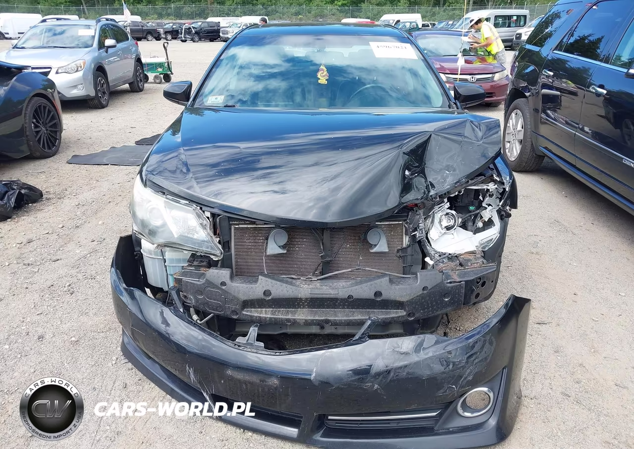 2014 Toyota Camry Se VIN:4T1BF1FK3EU830764 - 13