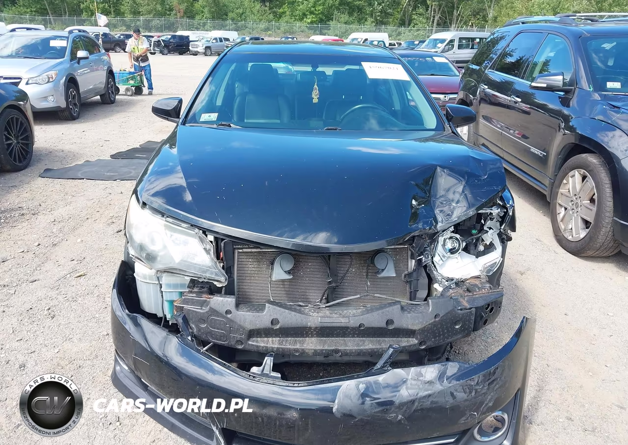 2014 Toyota Camry Se VIN:4T1BF1FK3EU830764 - 6