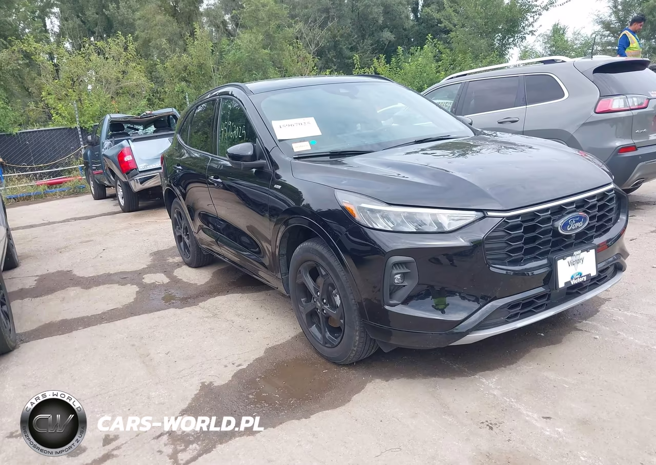 2023 Ford Escape St-Line Select