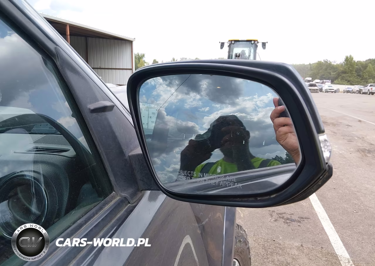 2019 Toyota Tacoma Trd Sport VIN:3TMCZ5AN3KM268261 - 5