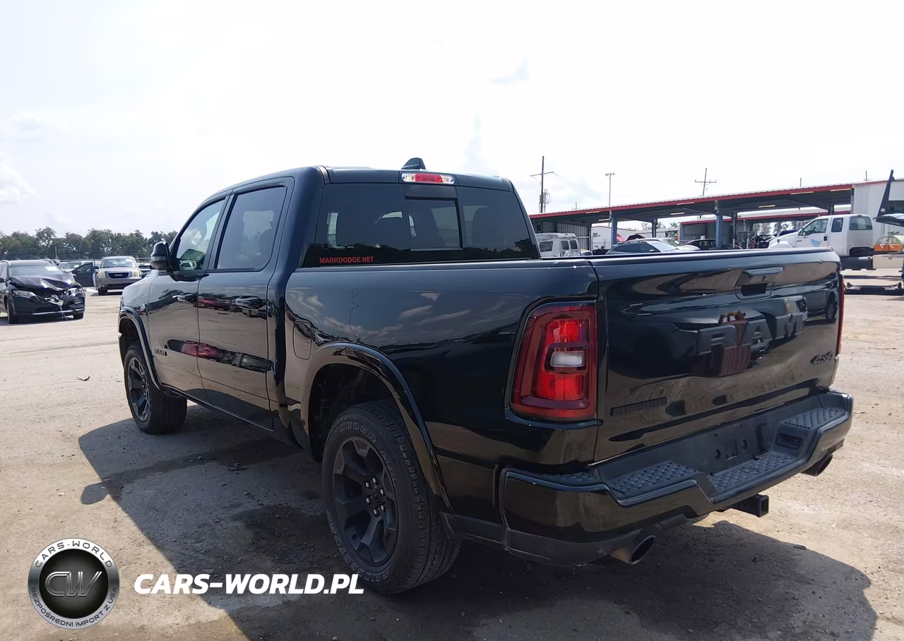 2026 Ram 1500 Big Horn 4X4 5'7 Box VIN:1C6SRFFT6TN328105 - 3