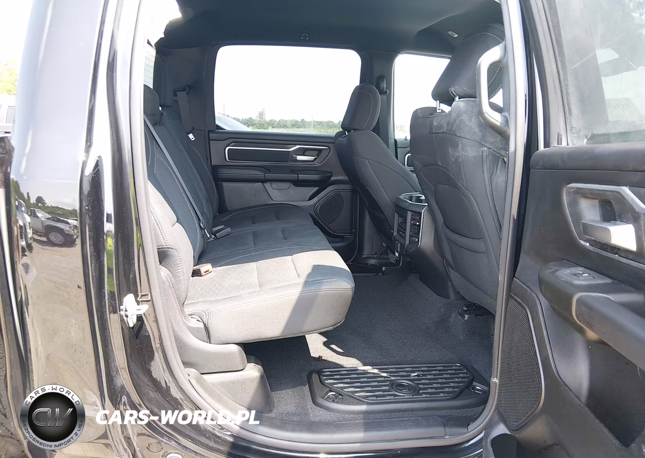 2026 Ram 1500 Big Horn 4X4 5'7 Box VIN:1C6SRFFT6TN328105 - 8