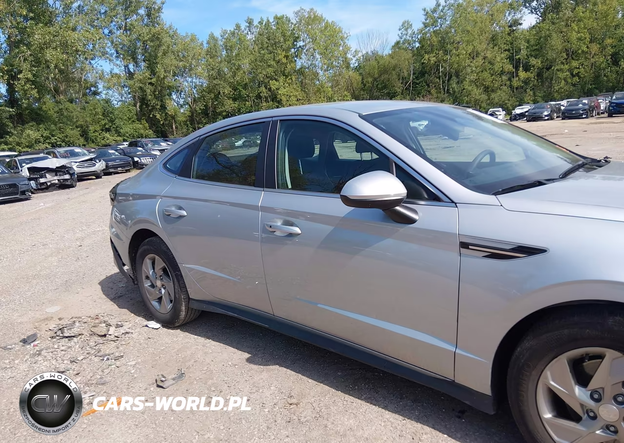 2026 Hyundai Sonata Se VIN:KMHL24JA7TA579892 - 13