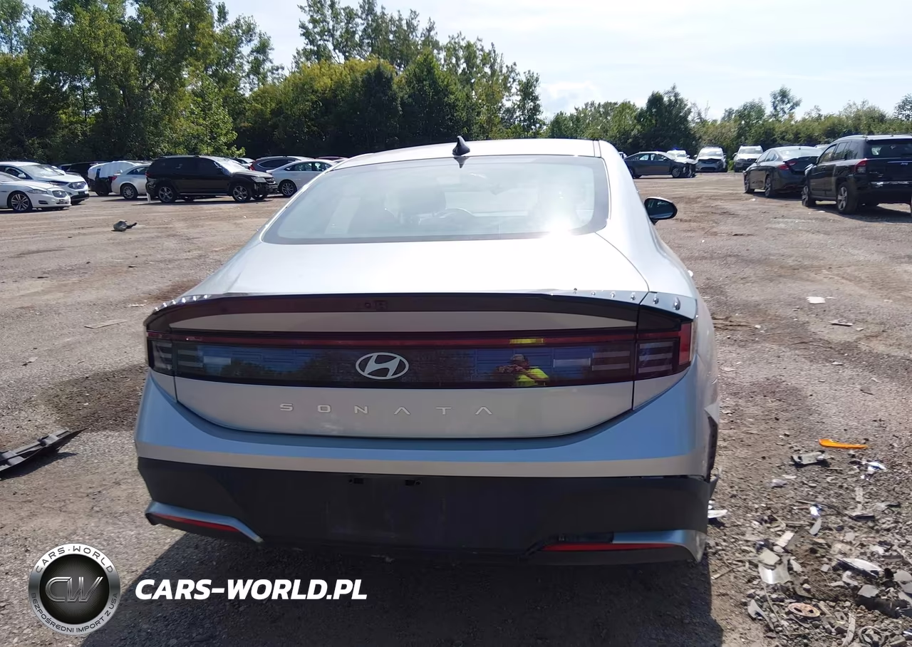 2026 Hyundai Sonata Se VIN:KMHL24JA7TA579892 - 16