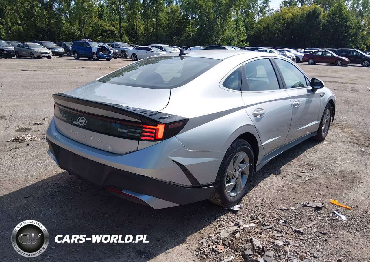 2026 Hyundai Sonata Se VIN:KMHL24JA7TA579892 - 4