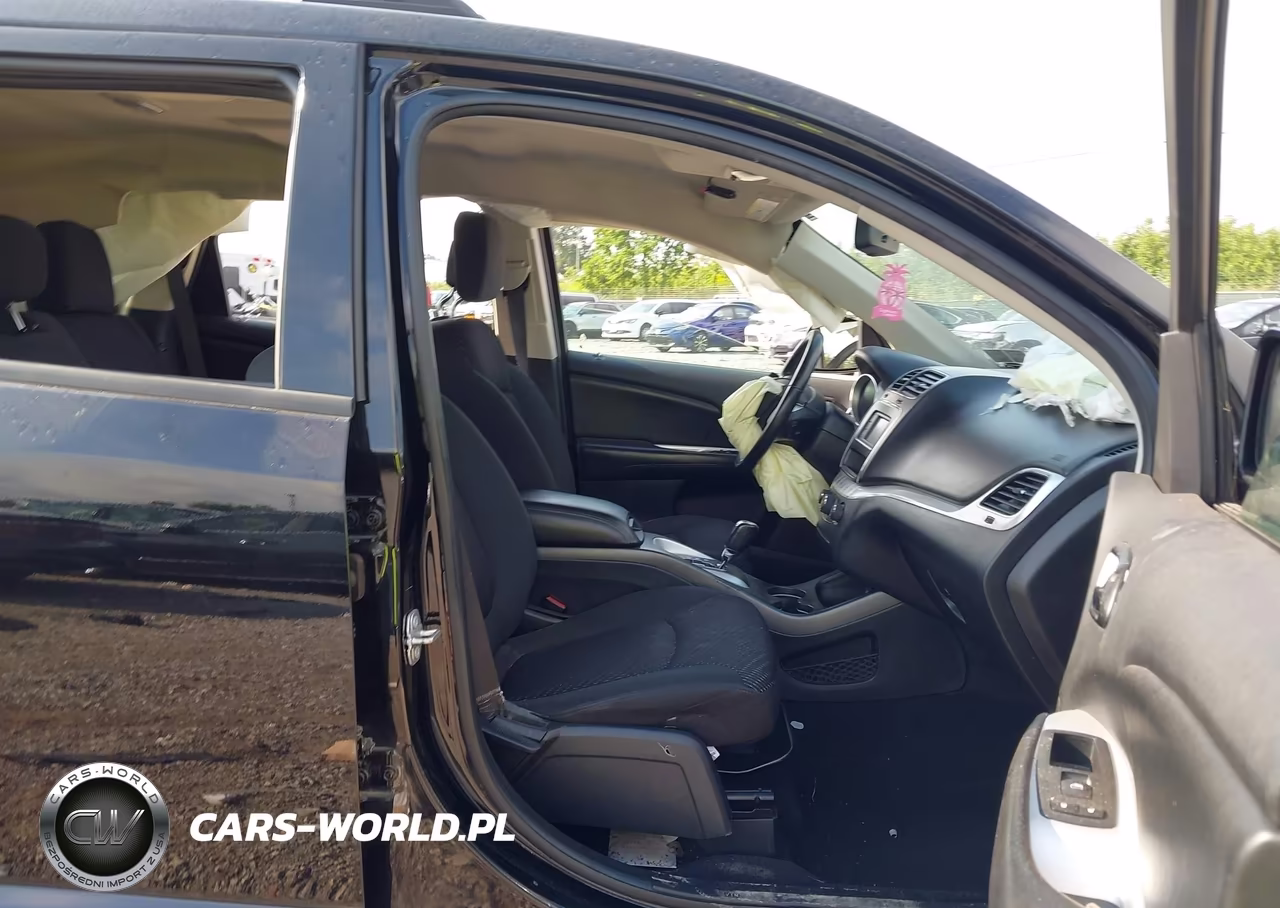 2018 Dodge Journey Se VIN:3C4PDCAB2JT515347 - 5