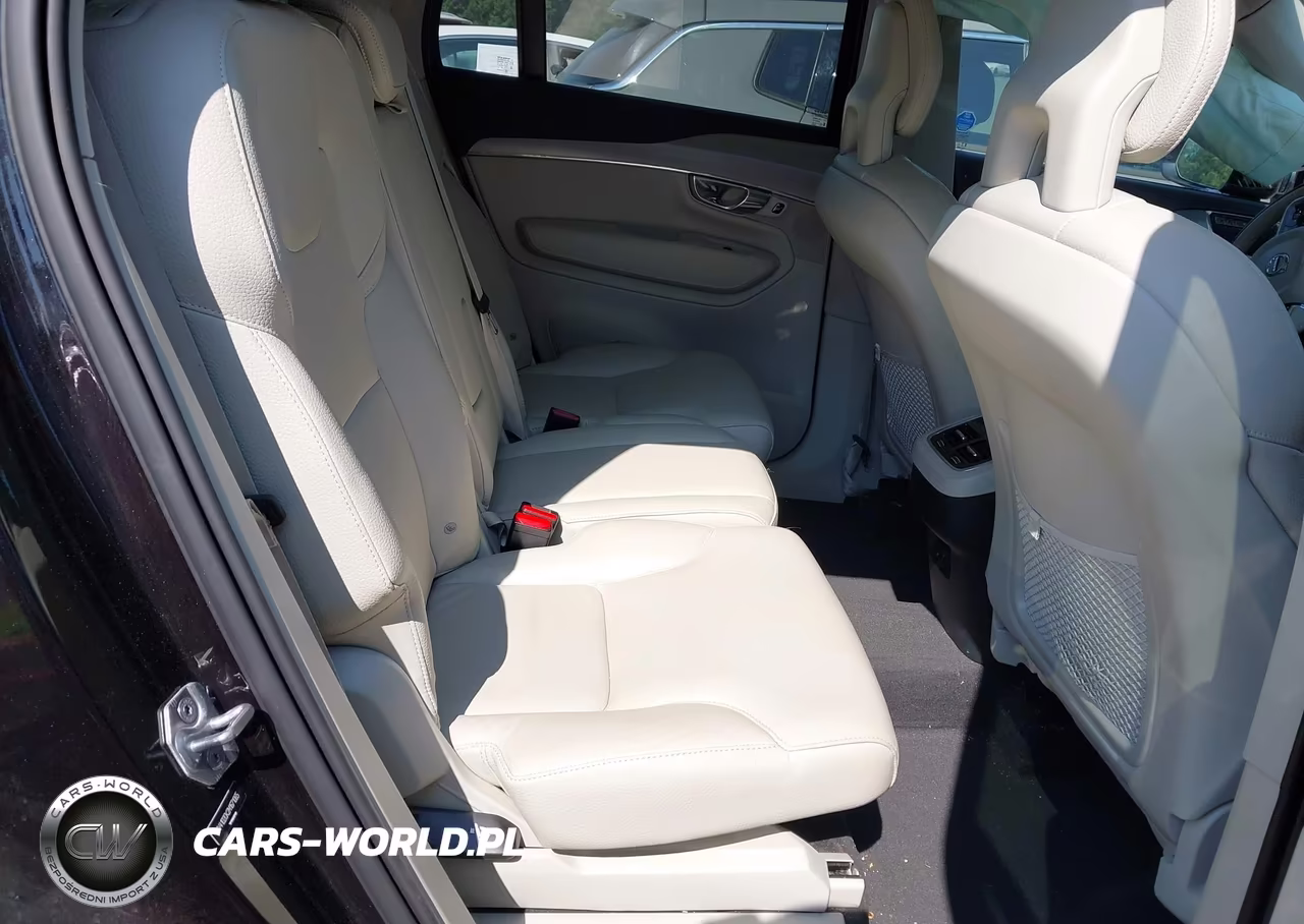 2021 Volvo Xc90 T5 Momentum 7 Passenger VIN:YV4102CK2M1671065 - 8