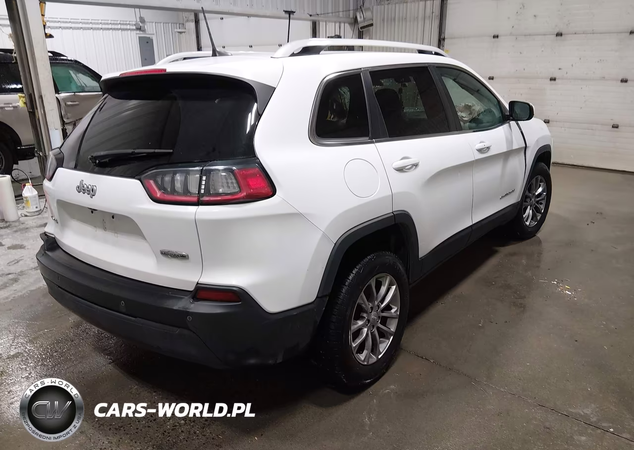 2020 Jeep Cherokee Latitude Plus 4X4 VIN:1C4PJMLB0LD612146 - 4