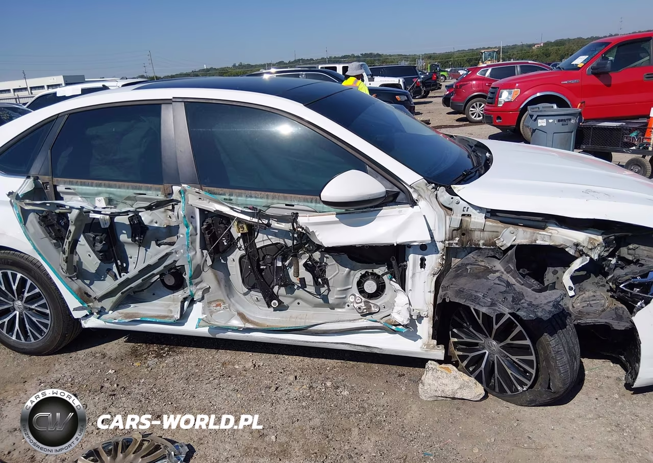 2019 Volkswagen Jetta 1.4T R-Line-1.4T S-1.4T Se VIN:3VWC57BU5KM119893 - 6