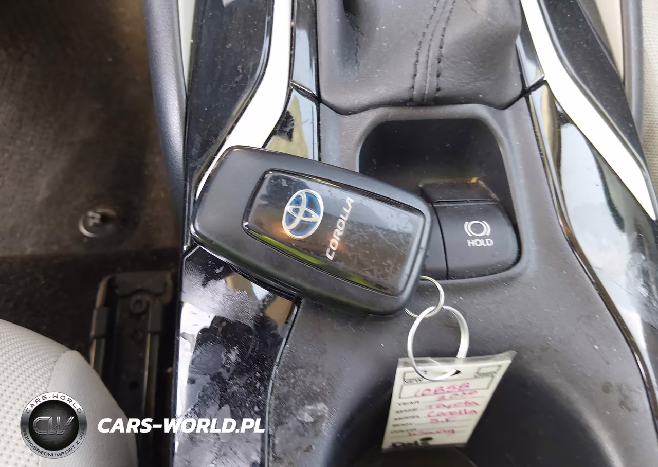 2020 Toyota Corolla Hybrid Le VIN:JTDEBRBE5LJ021728 - 11