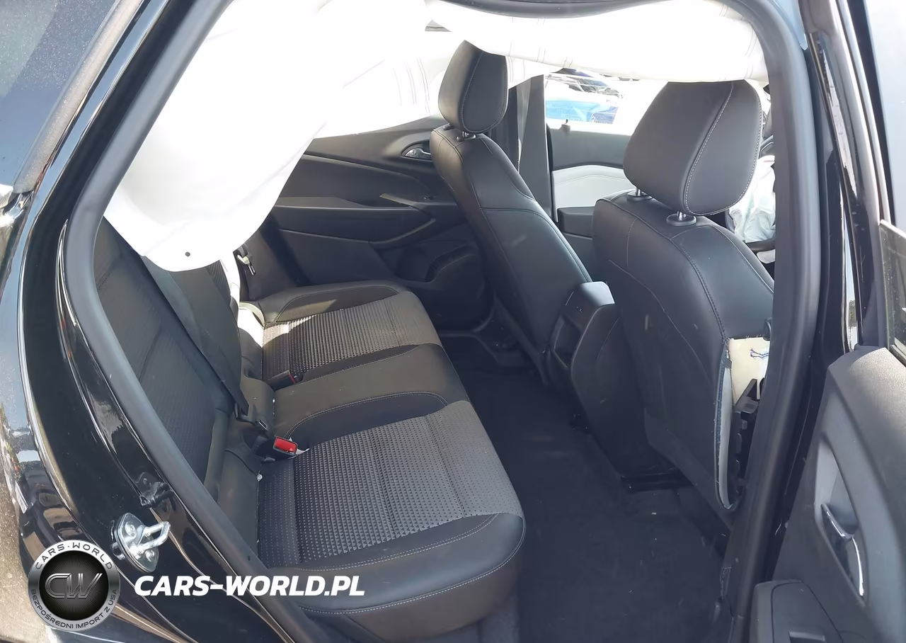 2025 Chevrolet Trax Fwd Lt VIN:KL77LHEP1SC185667 - 8