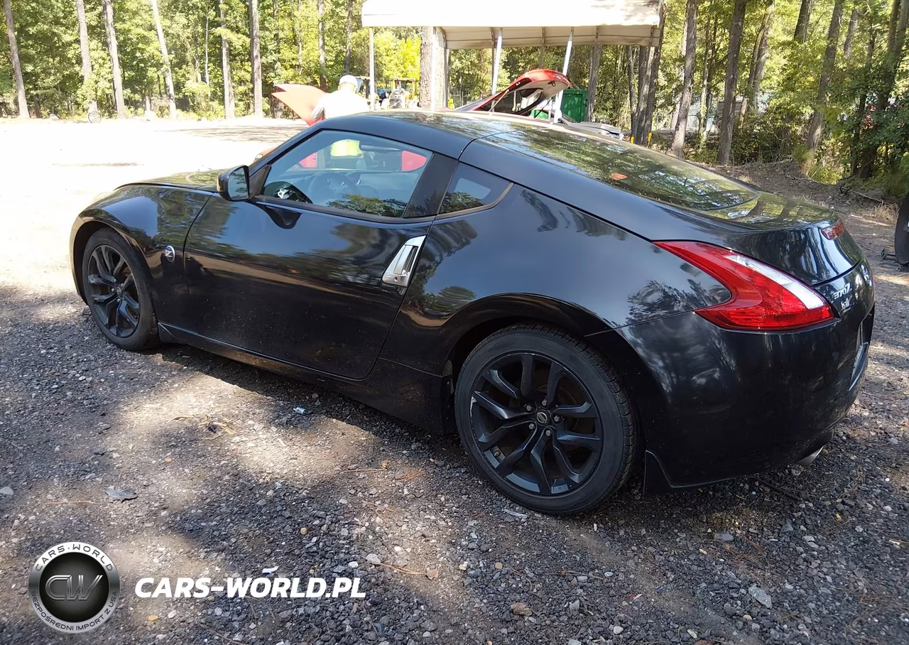 2015 Nissan 370Z VIN:JN1AZ4EH3FM440511 - 3