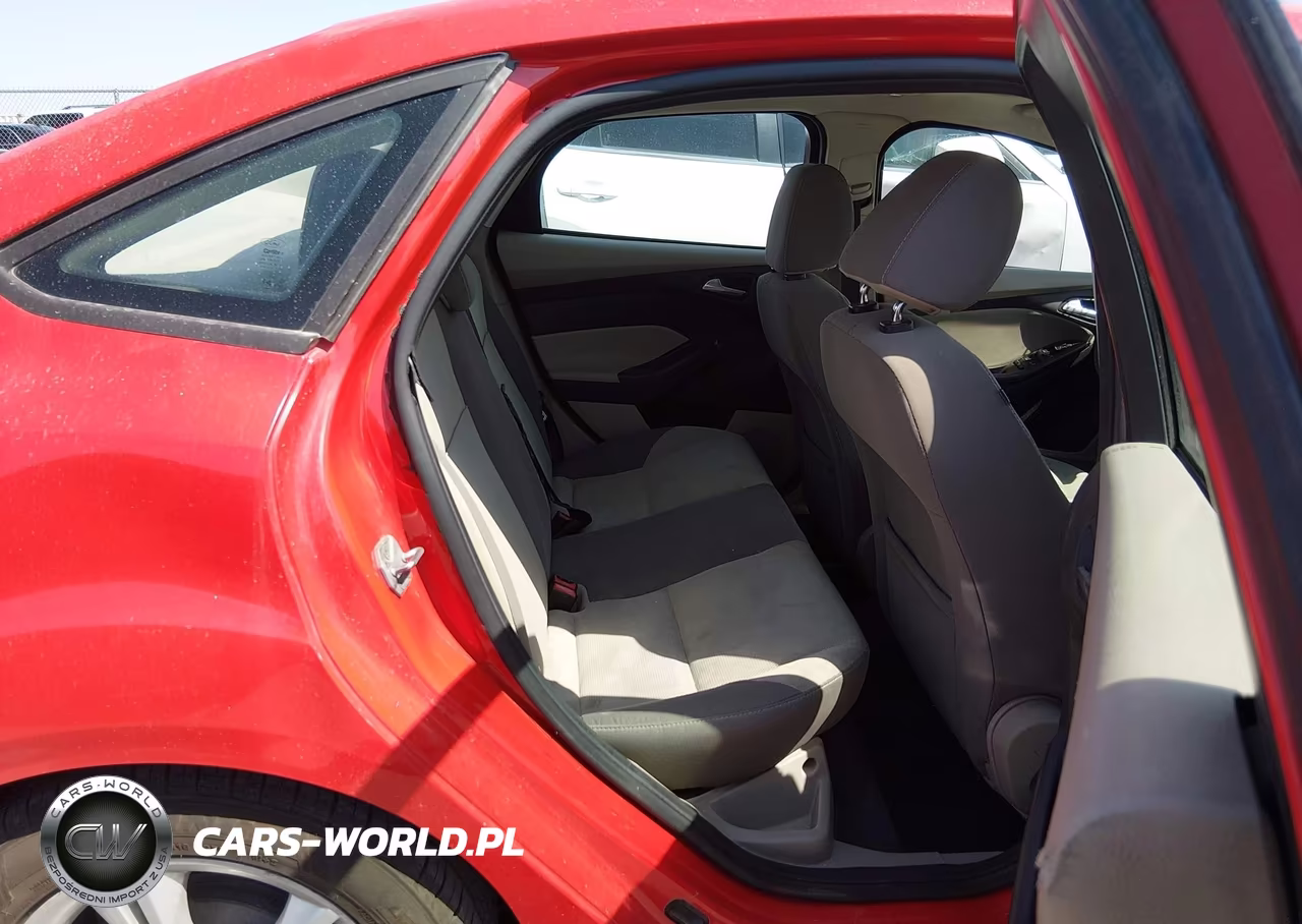 2013 Ford Focus Se VIN:1FADP3F21DL369824 - 8
