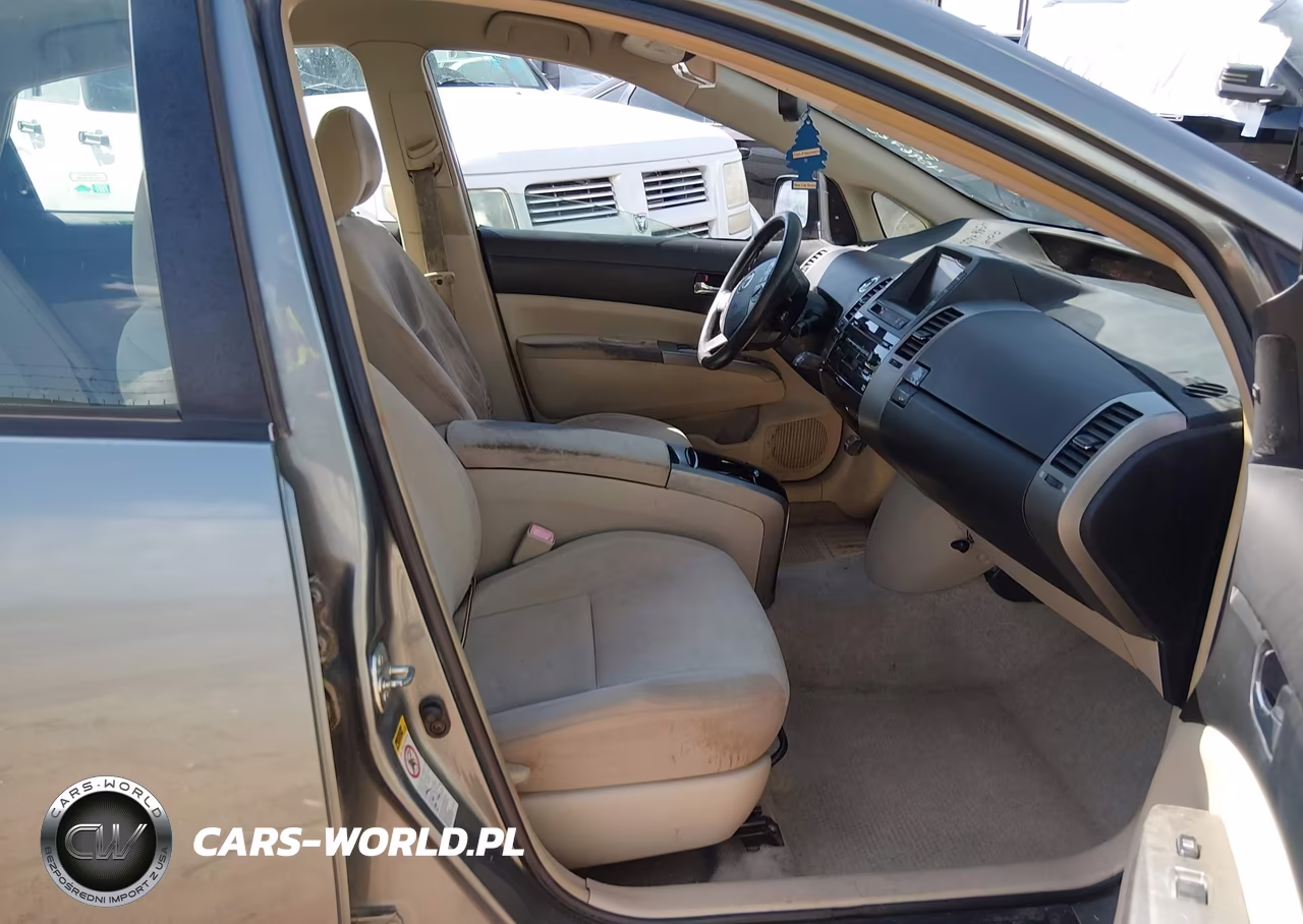 2005 Toyota Prius VIN:JTDKB20U153021561 - 5