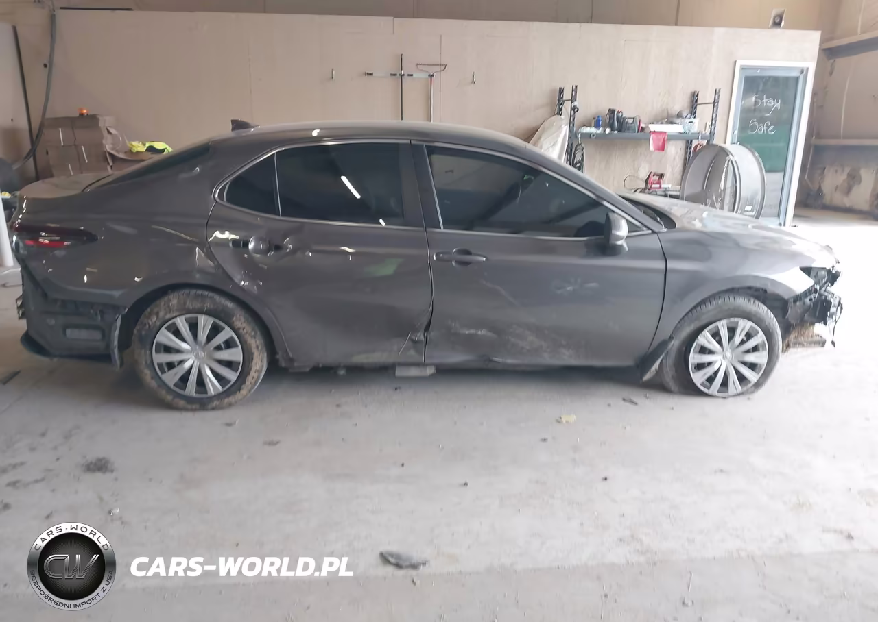 2022 Toyota Camry Le Hybrid VIN:4T1C31AK0NU598015 - 13