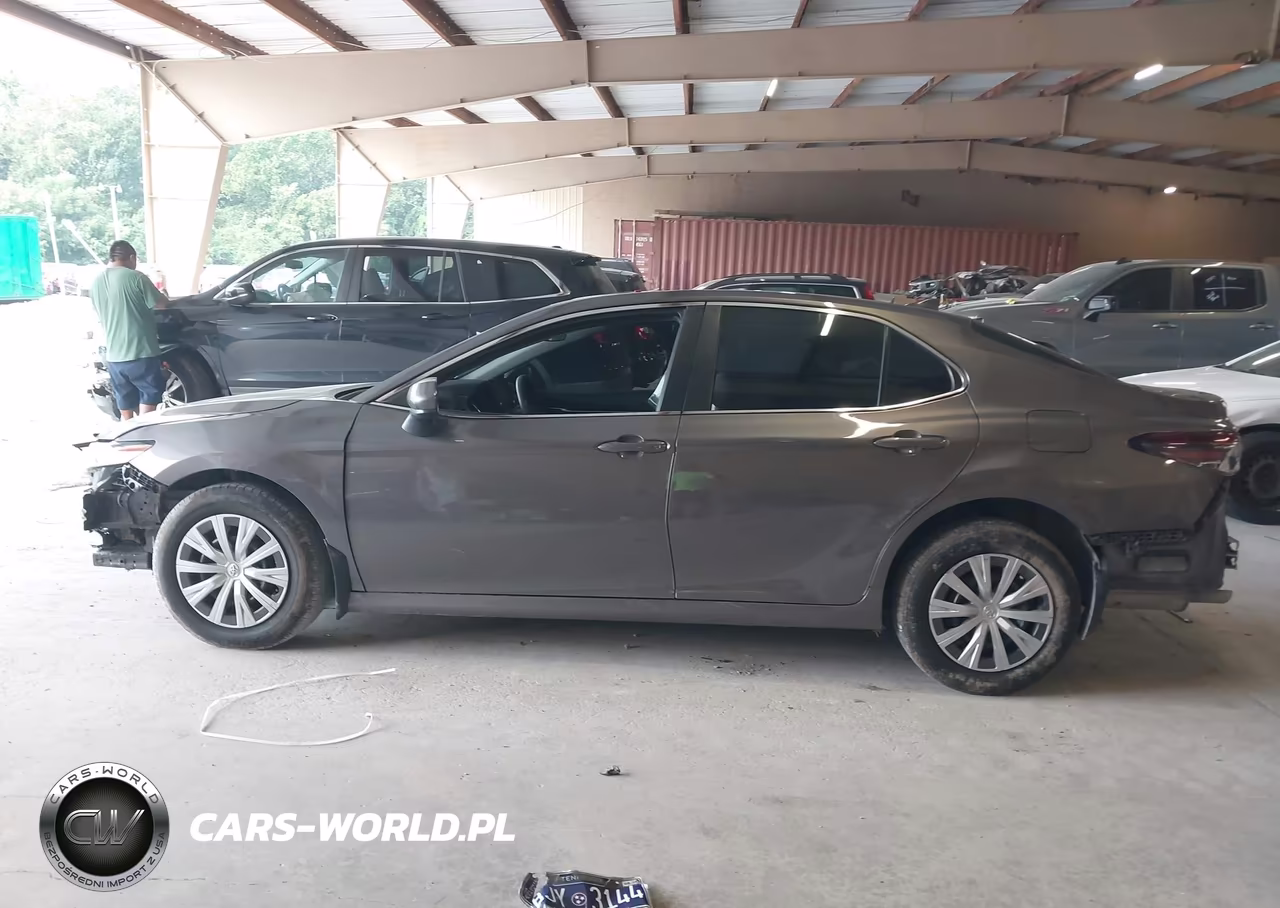 2022 Toyota Camry Le Hybrid VIN:4T1C31AK0NU598015 - 14