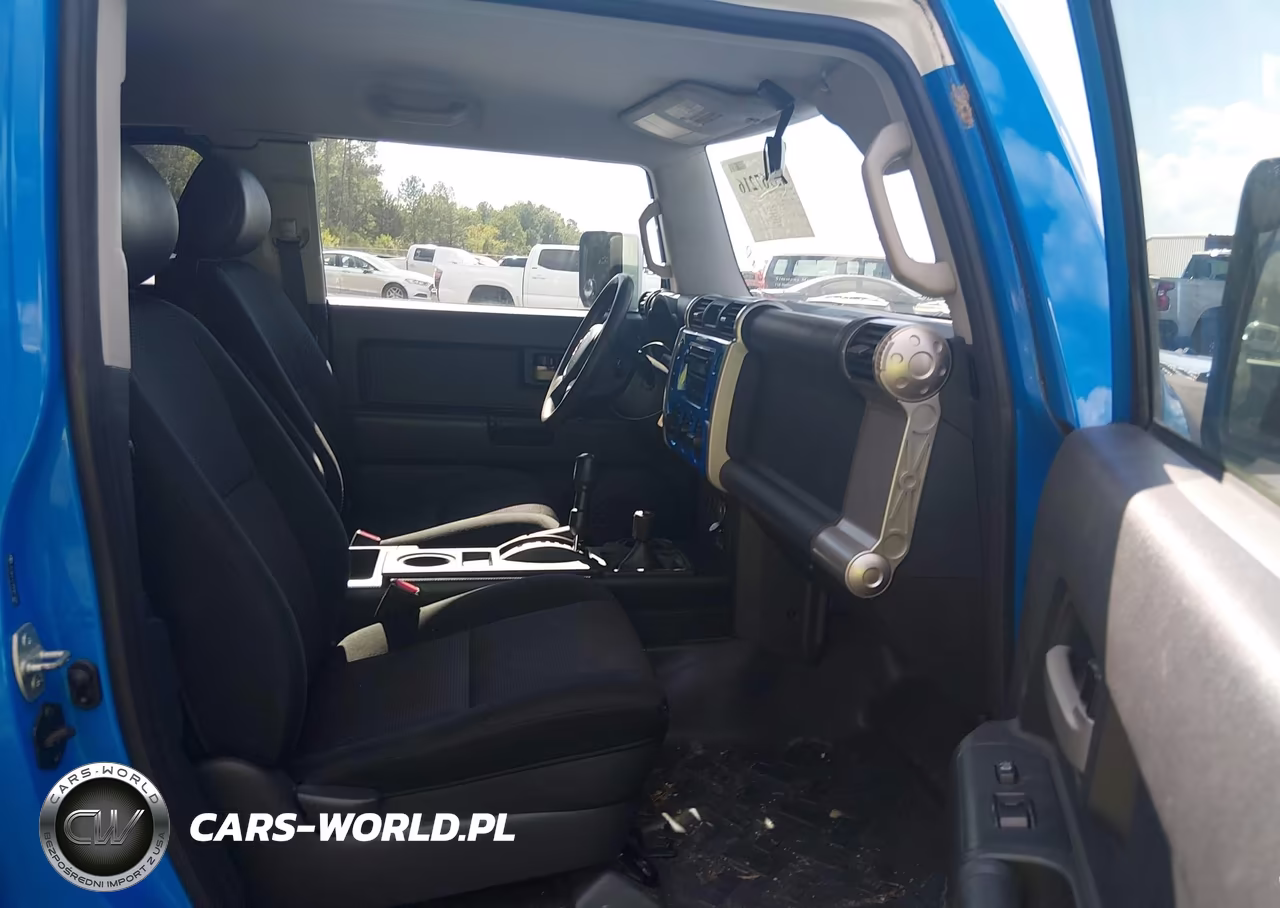 2007 Toyota Fj Cruiser VIN:JTEBU11FX70012281 - 5