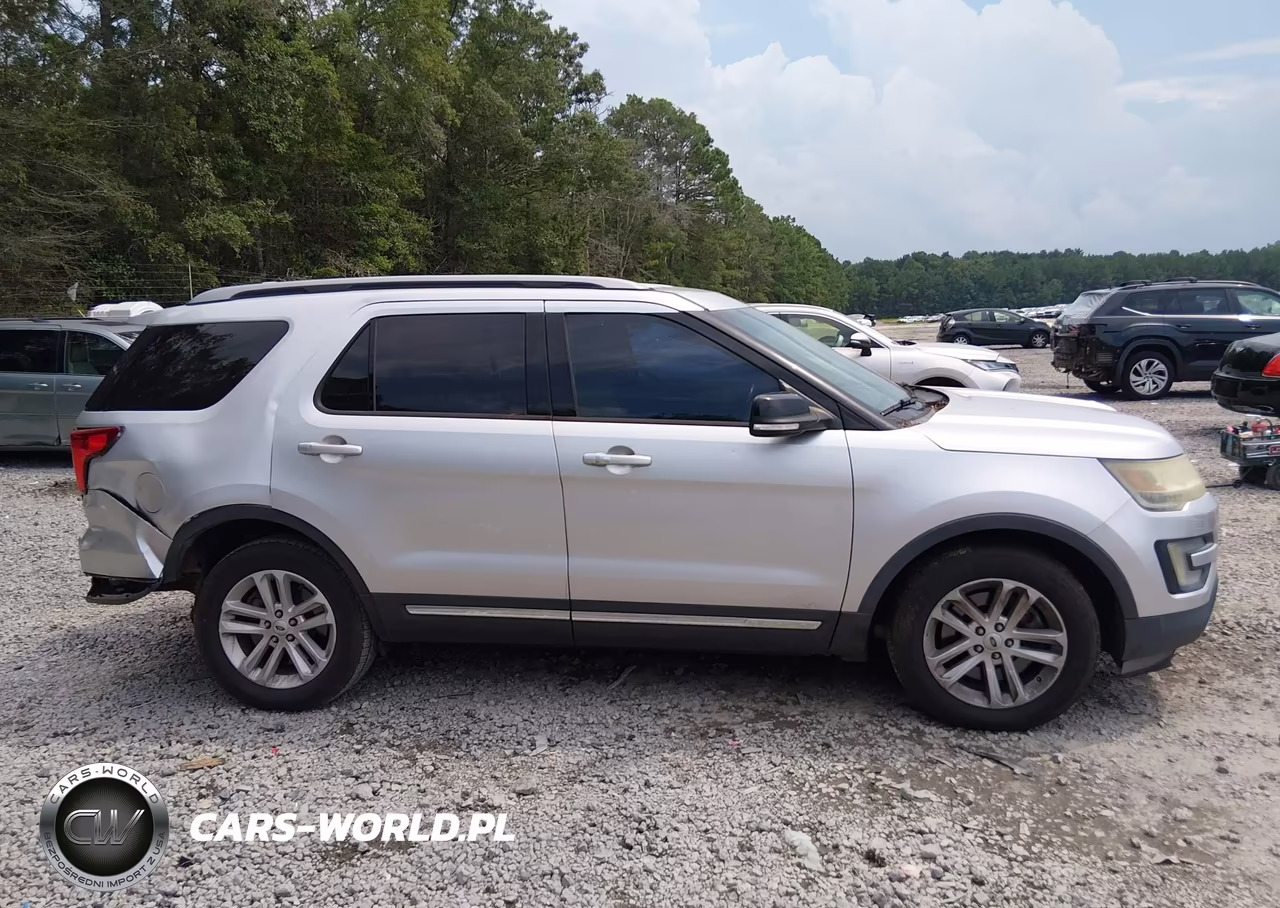 2016 Ford Explorer Xlt VIN:1FM5K7D82GGB83777 - 13