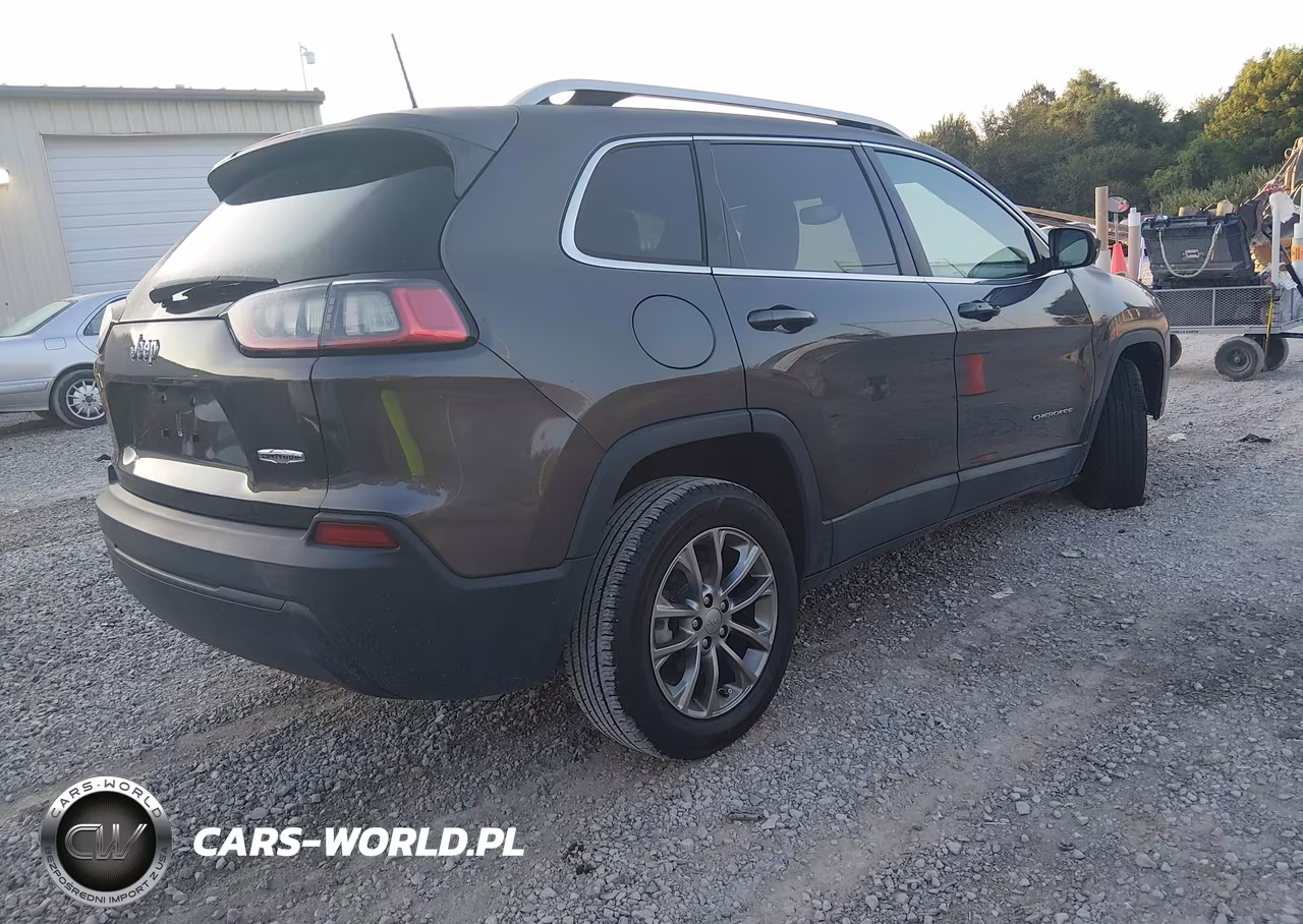 2019 Jeep Cherokee Latitude Plus Fwd VIN:1C4PJLLB8KD148371 - 4