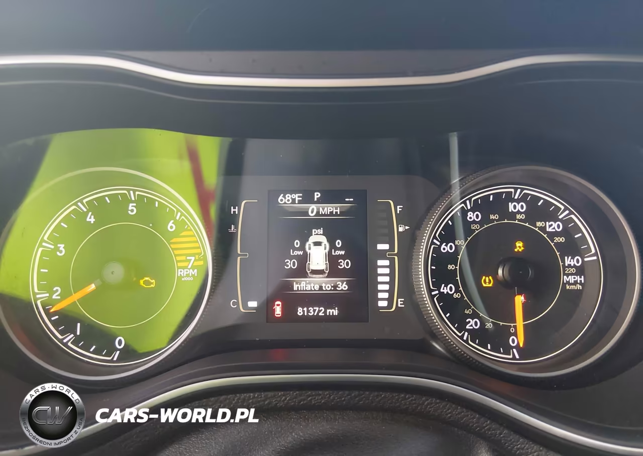 2019 Jeep Cherokee Latitude Plus Fwd VIN:1C4PJLLB8KD148371 - 7