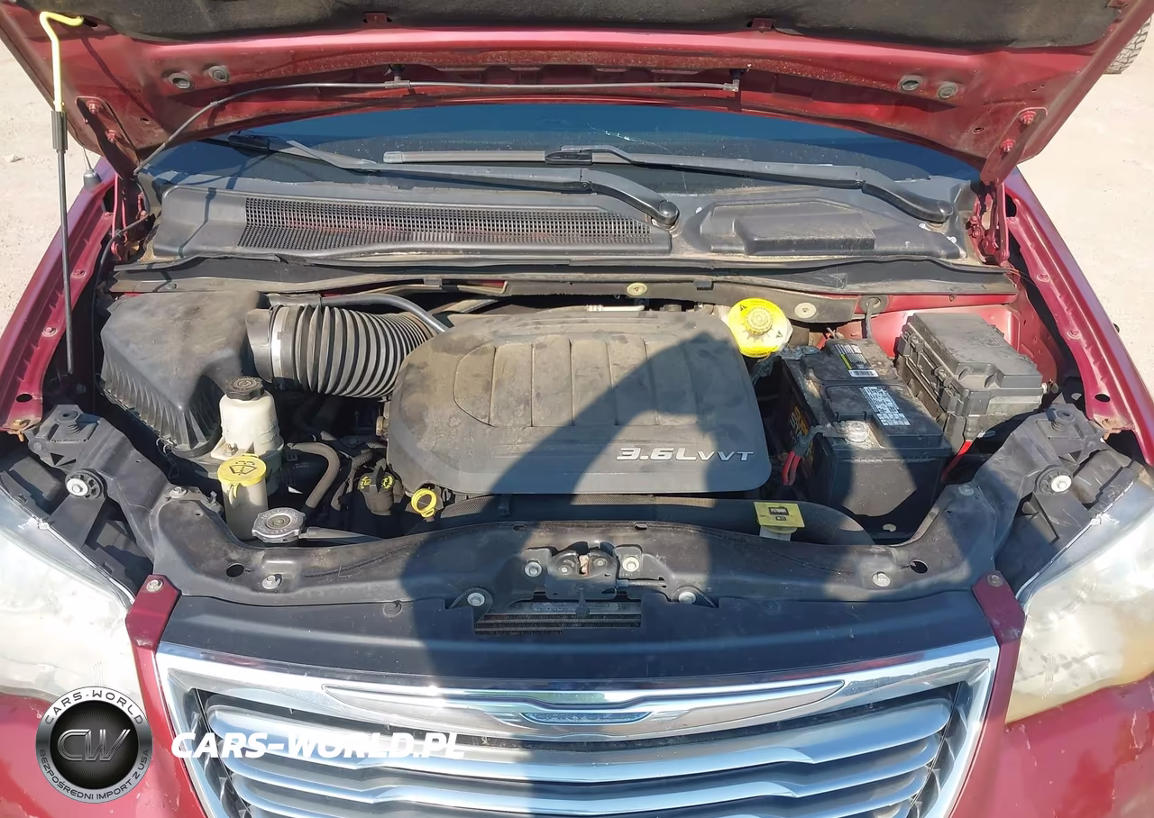 2014 Chrysler Town & Country Touring VIN:2C4RC1BG7ER293844 - 10