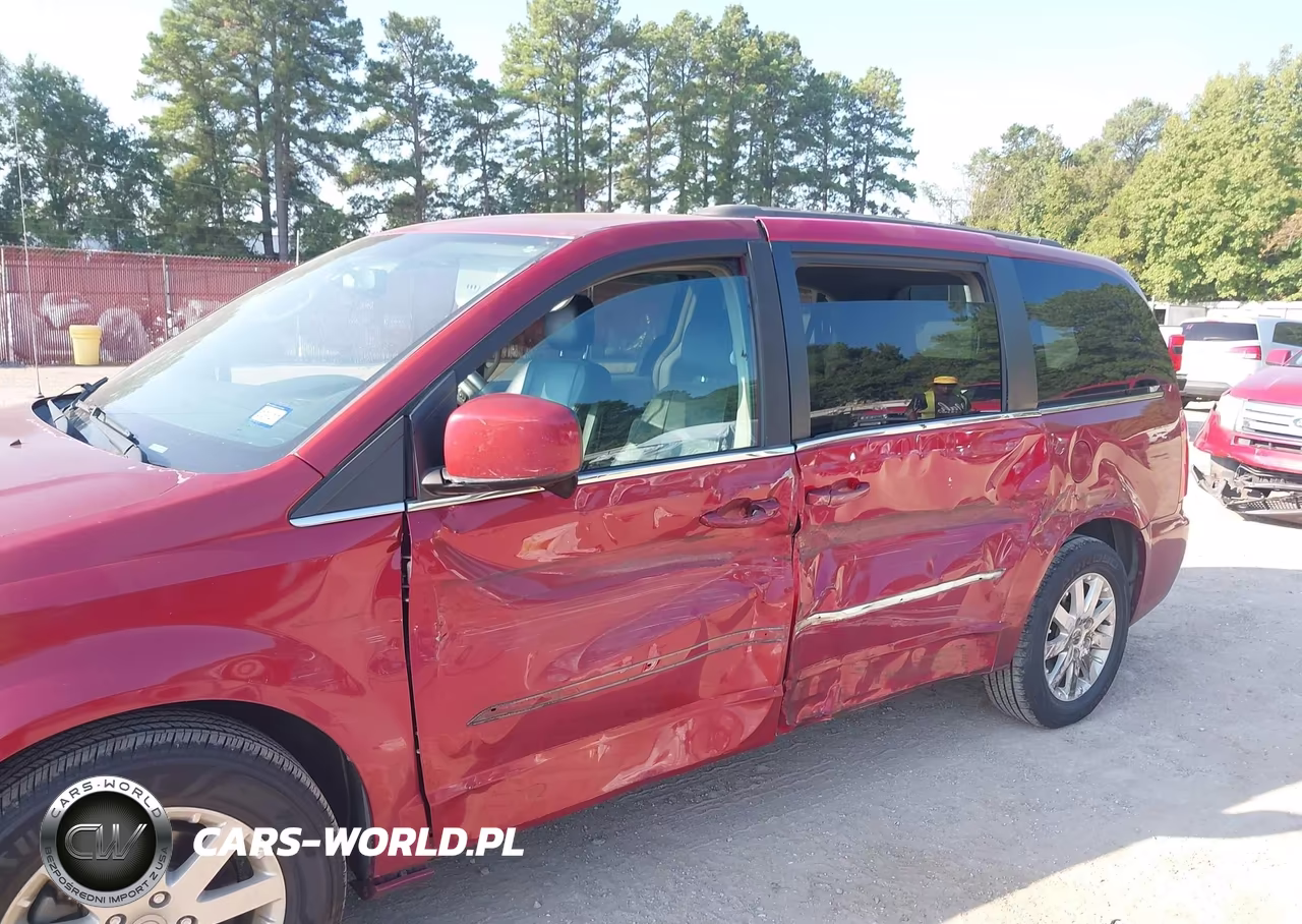 2014 Chrysler Town & Country Touring VIN:2C4RC1BG7ER293844 - 6