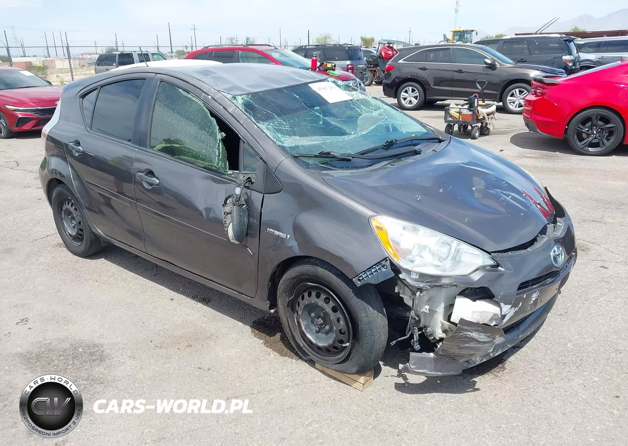 TOYOTA PRIUS C