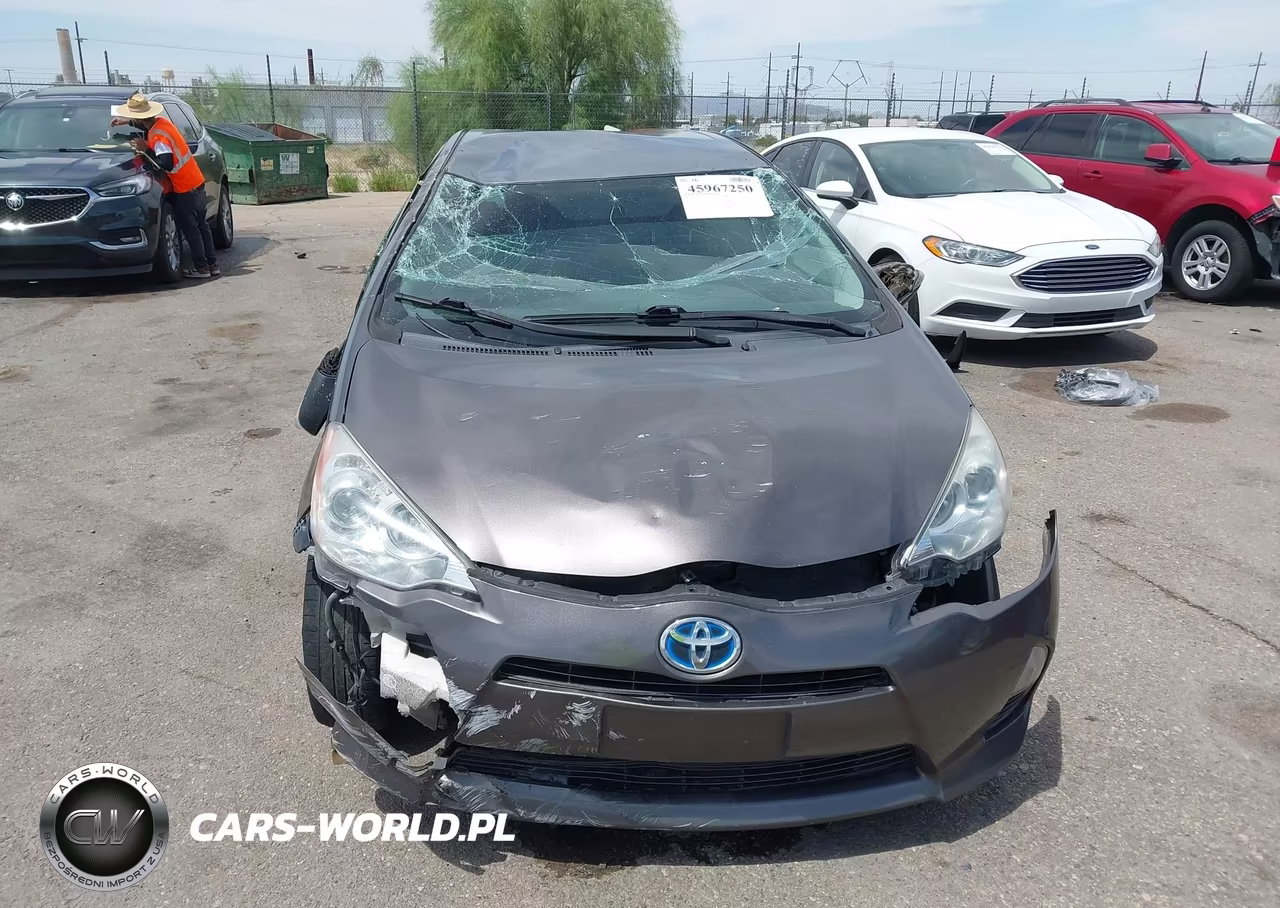 TOYOTA PRIUS C VIN:JTDKDTB37D1041246 - 6
