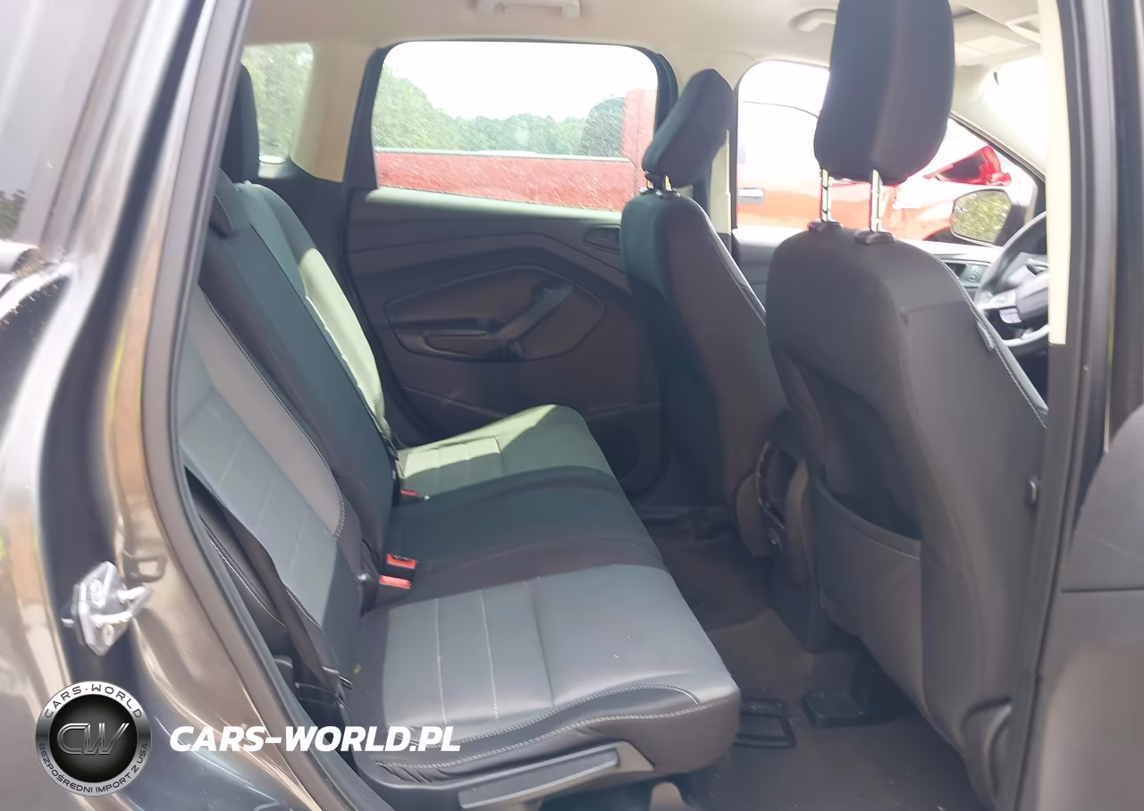 2019 Ford Escape S VIN:1FMCU0F73KUA38206 - 8