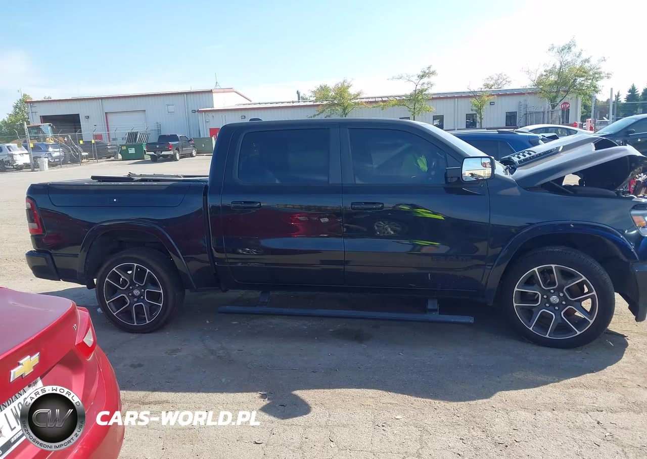 2019 Ram 1500 Laramie 4X4 5'7 Box VIN:1C6SRFJT6KN791626 - 13